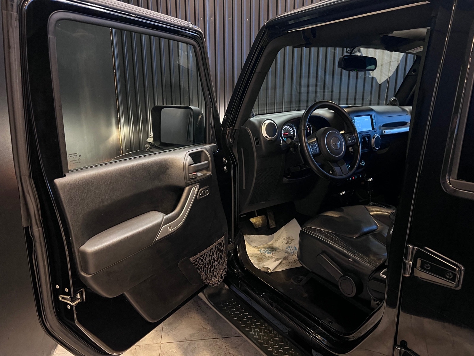 Jeep Wrangler Unlimited 2.8 4WD Automatic, 200hp, 2013