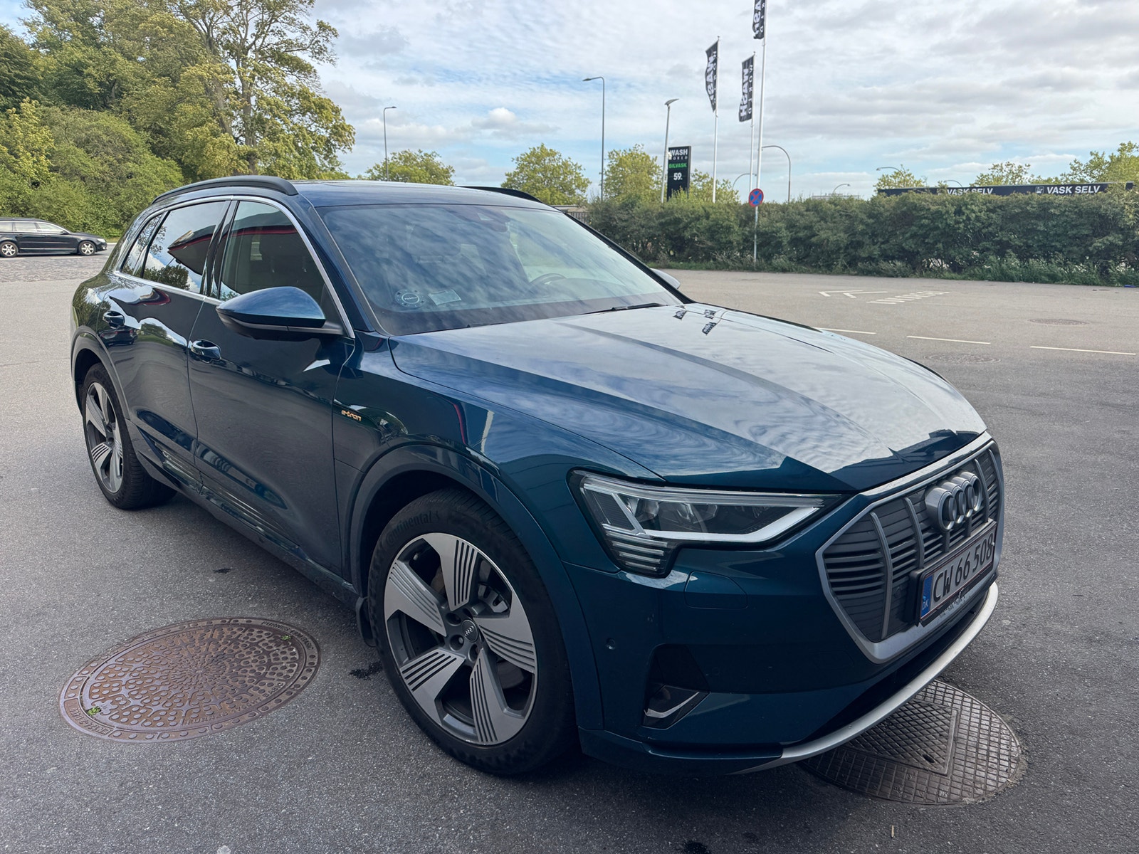 Audi e-tron 55 quattro, 408ps, 2019