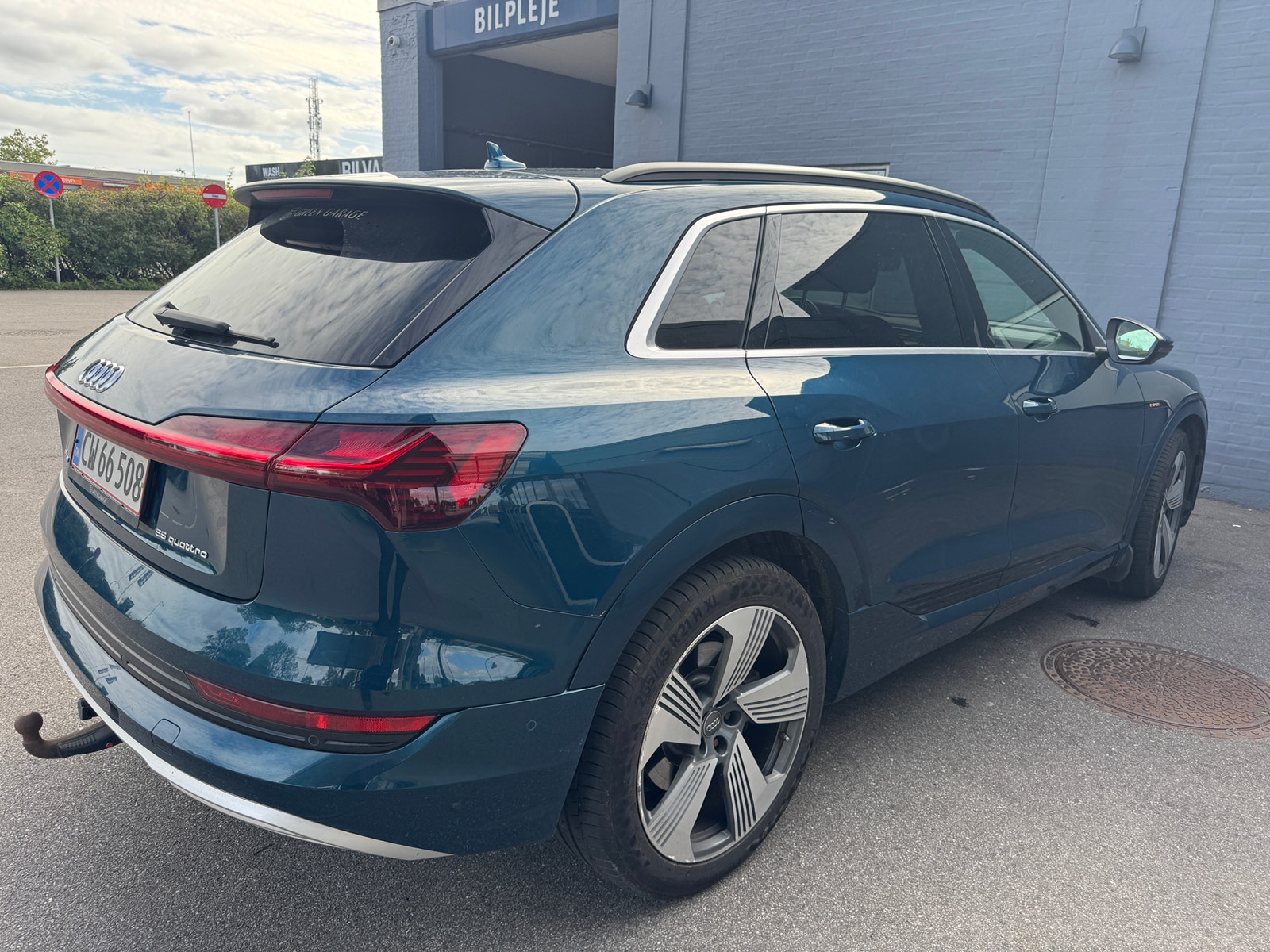 Audi e-tron 55 quattro, 408ps, 2019
