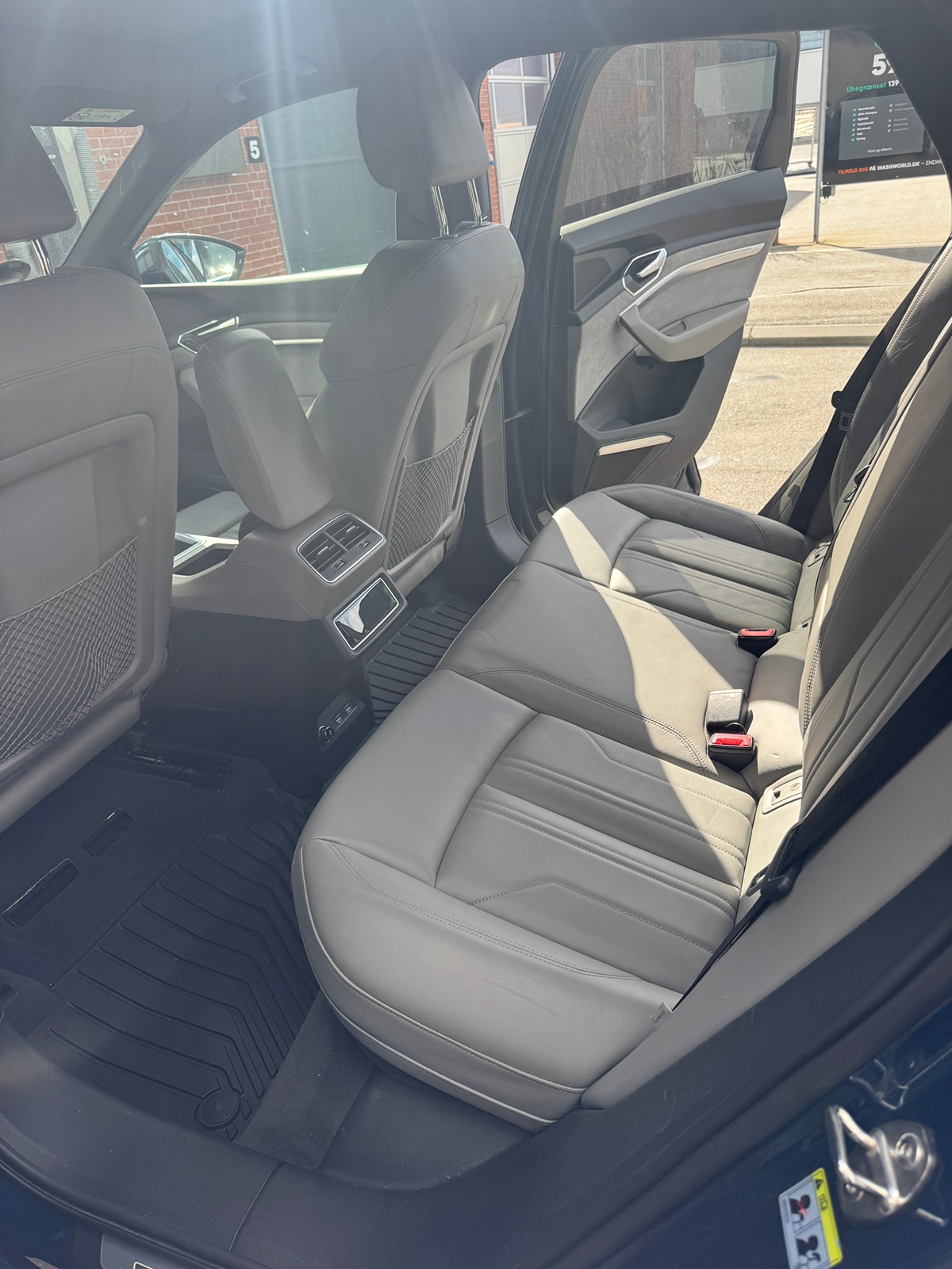 Audi e-tron 55 quattro, 408ps, 2019