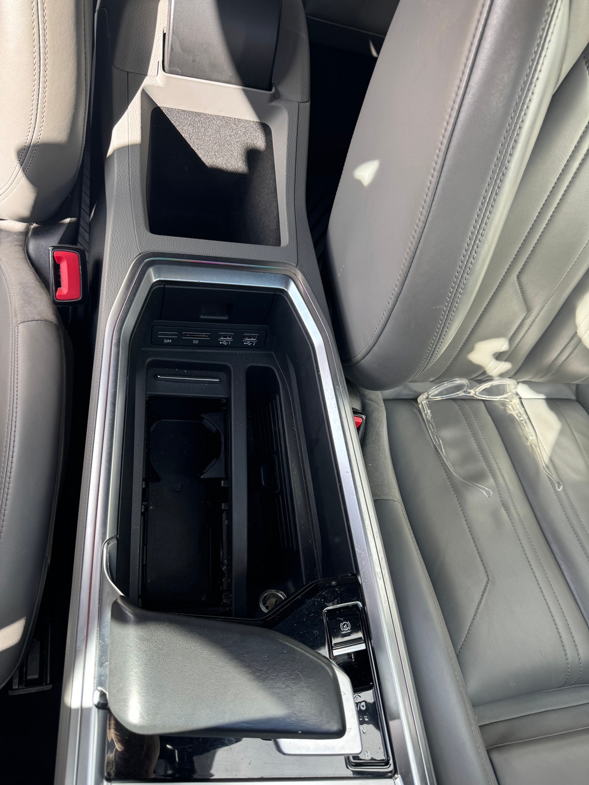 Audi e-tron 55 quattro, 408ps, 2019