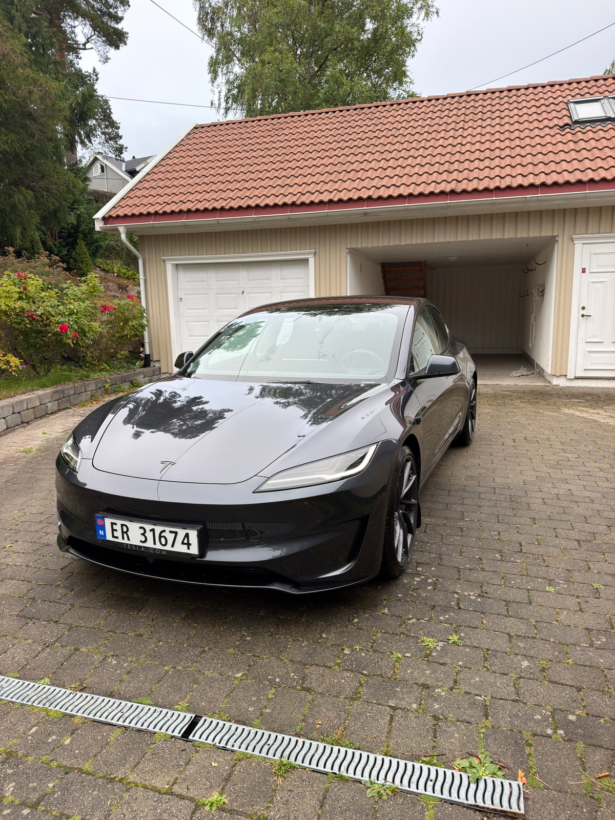Tesla Model 3 Performance, 627hk, 2026