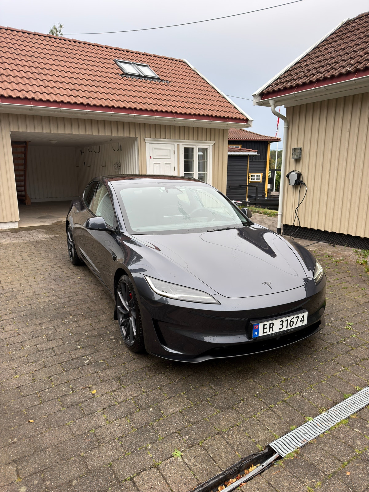 Tesla Model 3 Performance, 627hk, 2026