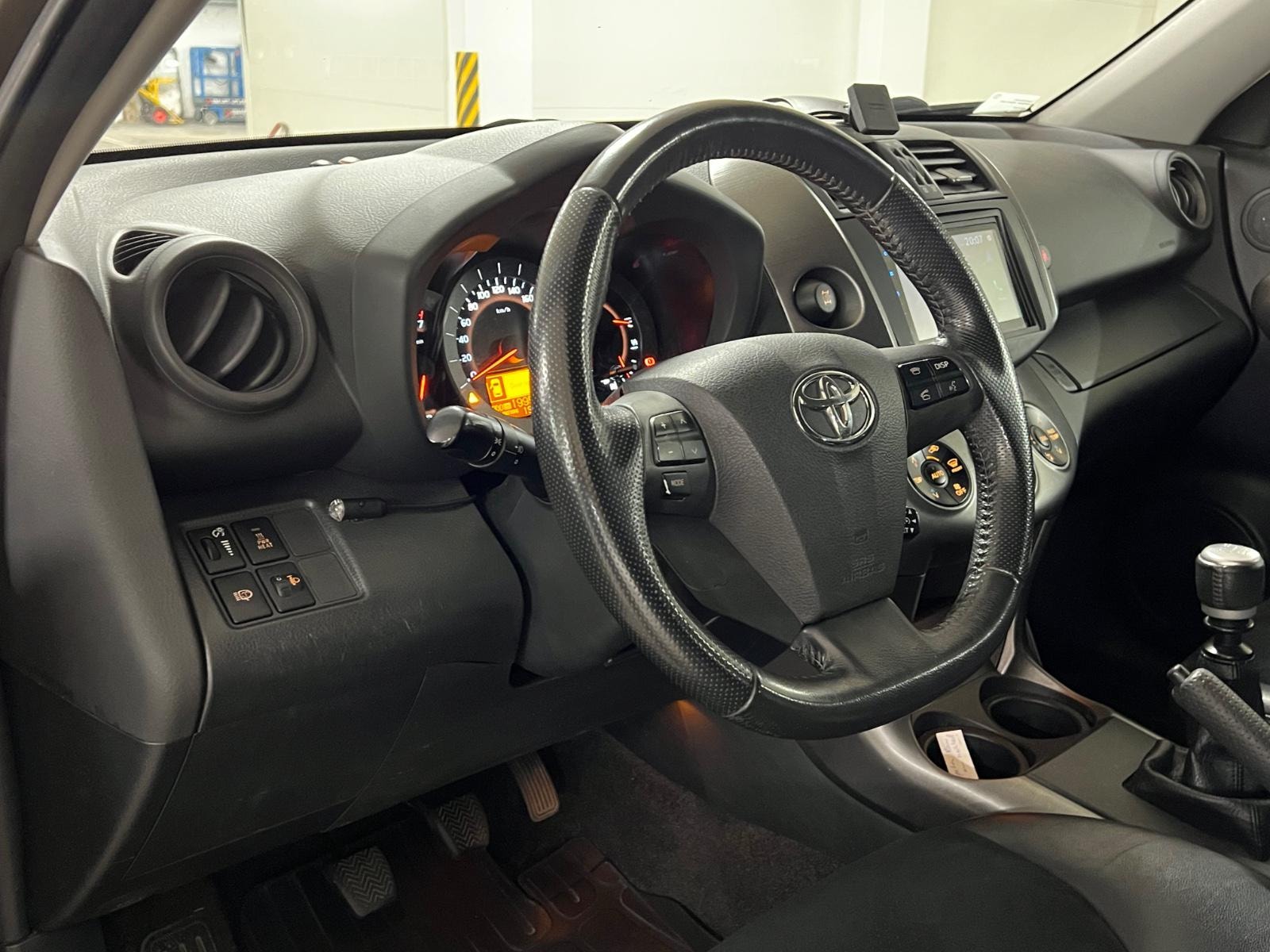 Toyota RAV4 2.2 D-4D AWD Manual, 150hp, 2011