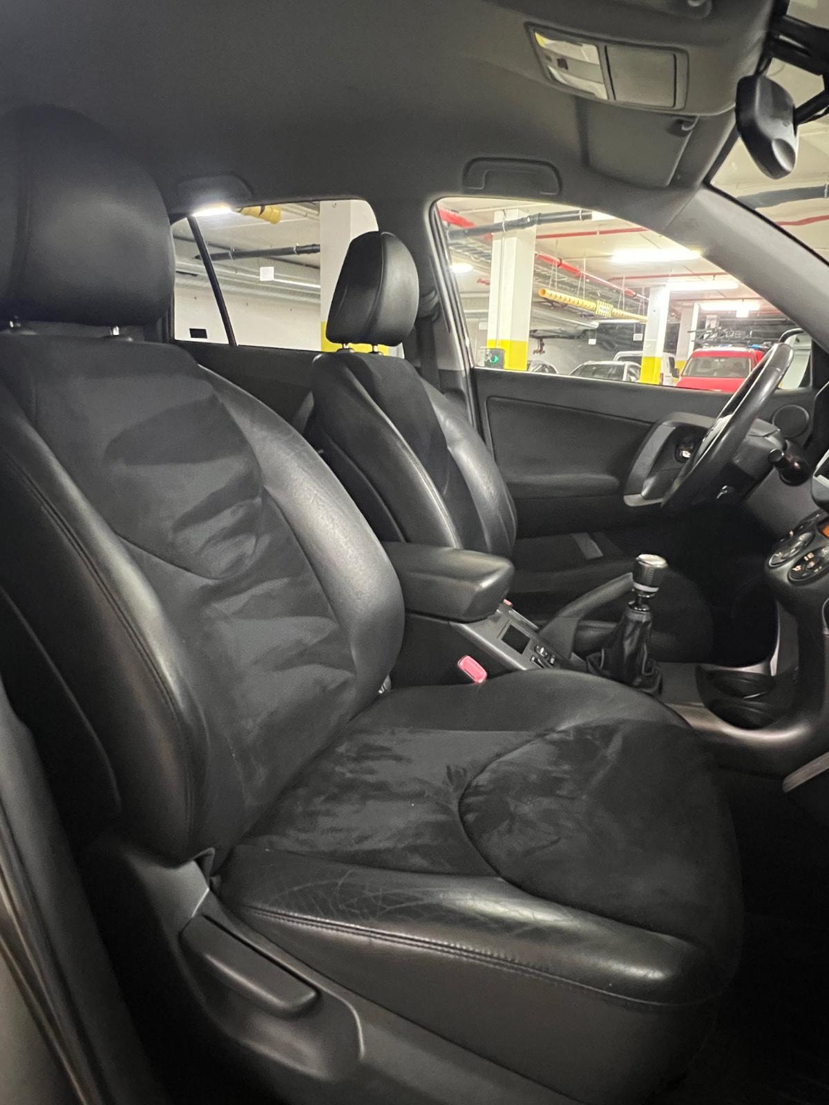 Toyota RAV4 2.2 D-4D AWD Manual, 150hp, 2011