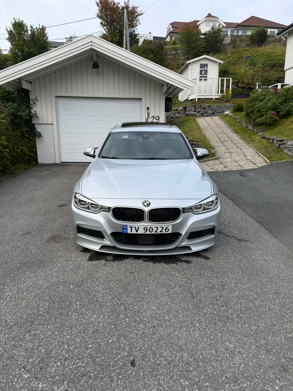 BMW 330e Sedan Steptronic, 252hp, 2016