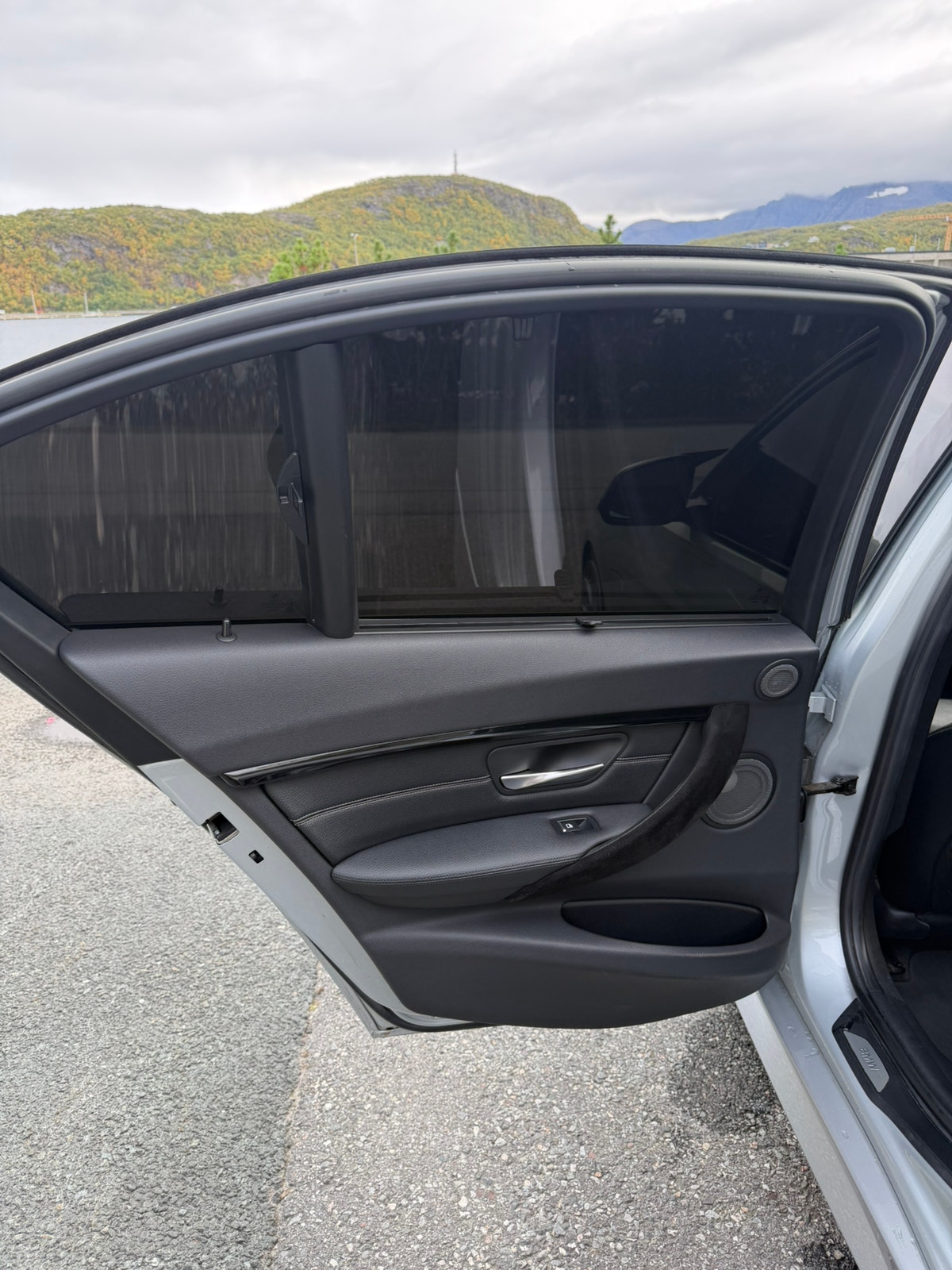 BMW 330e Sedan Steptronic, 252hp, 2016