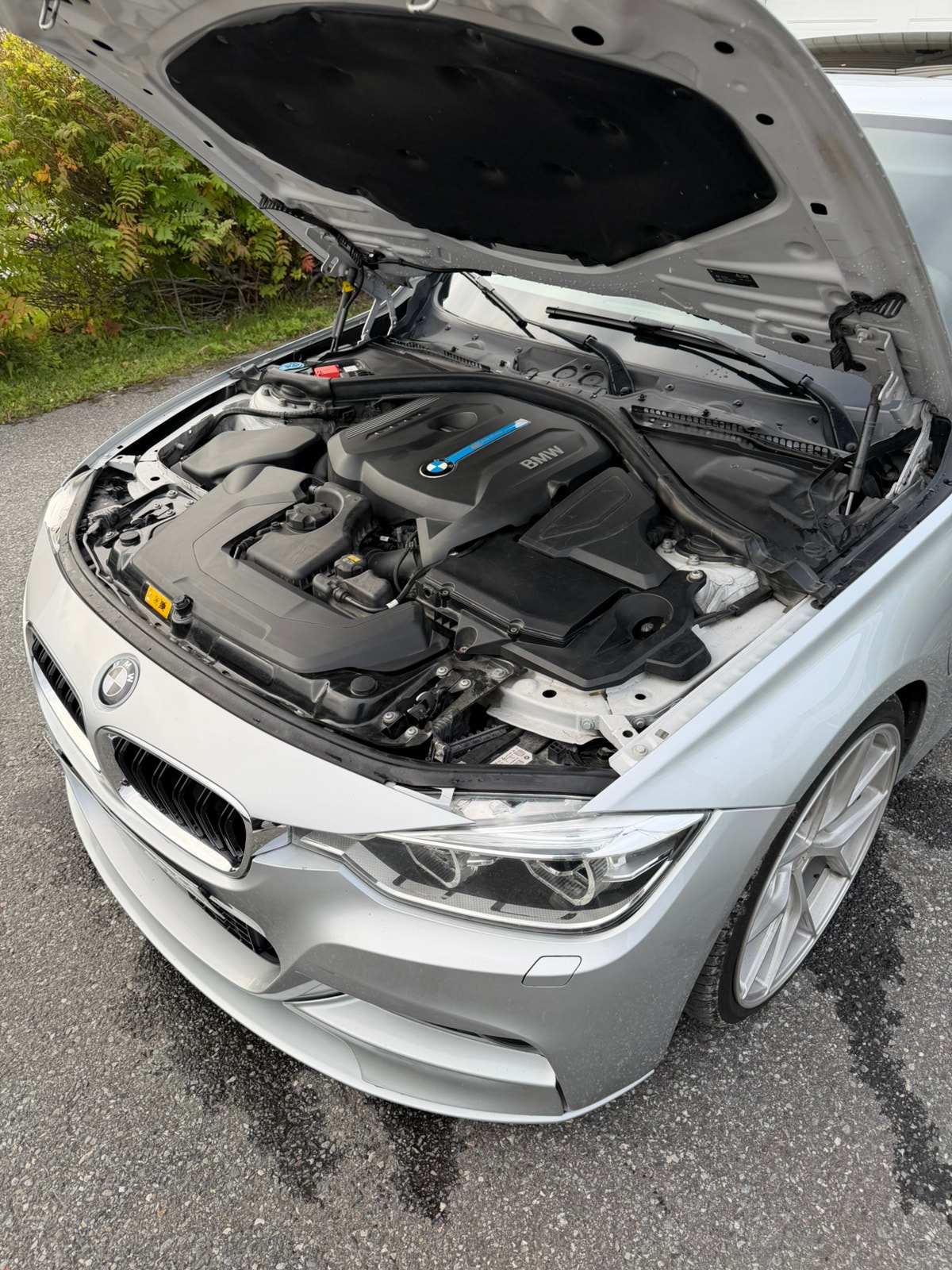BMW 330e Sedan Steptronic, 252hp, 2016