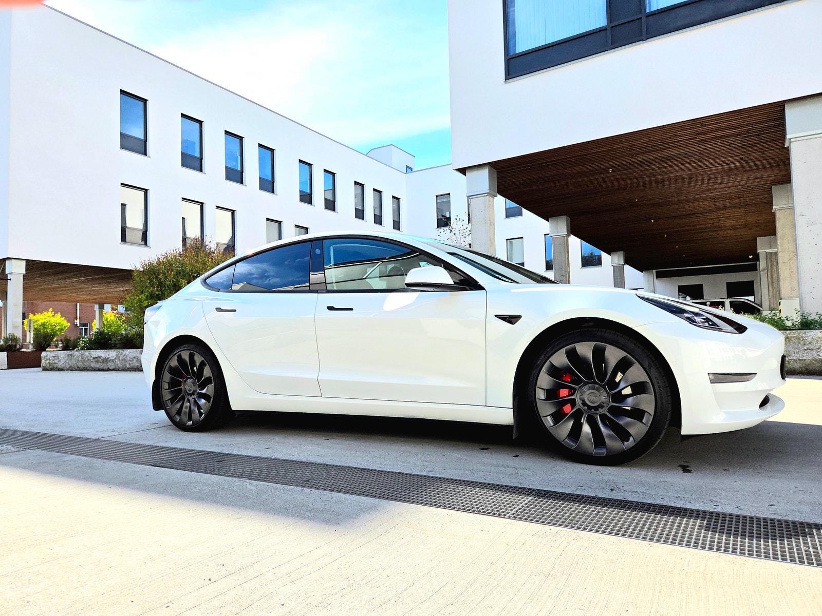 Tesla Model 3 Performance, 534hp, 2022