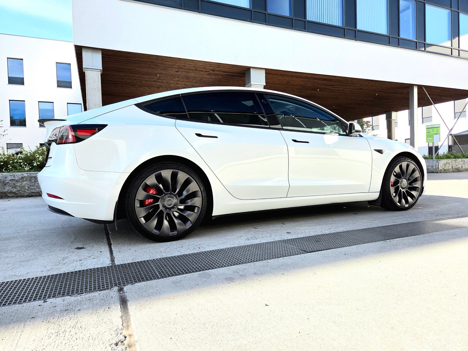 Tesla Model 3 Performance, 534hp, 2022