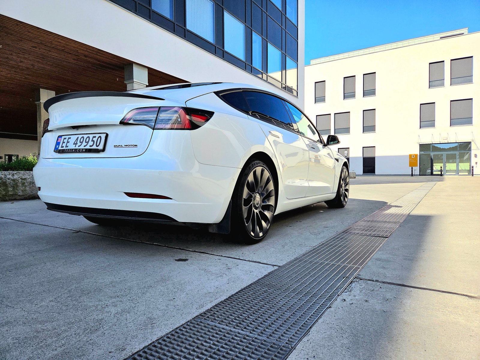 Tesla Model 3 Performance, 534hp, 2022