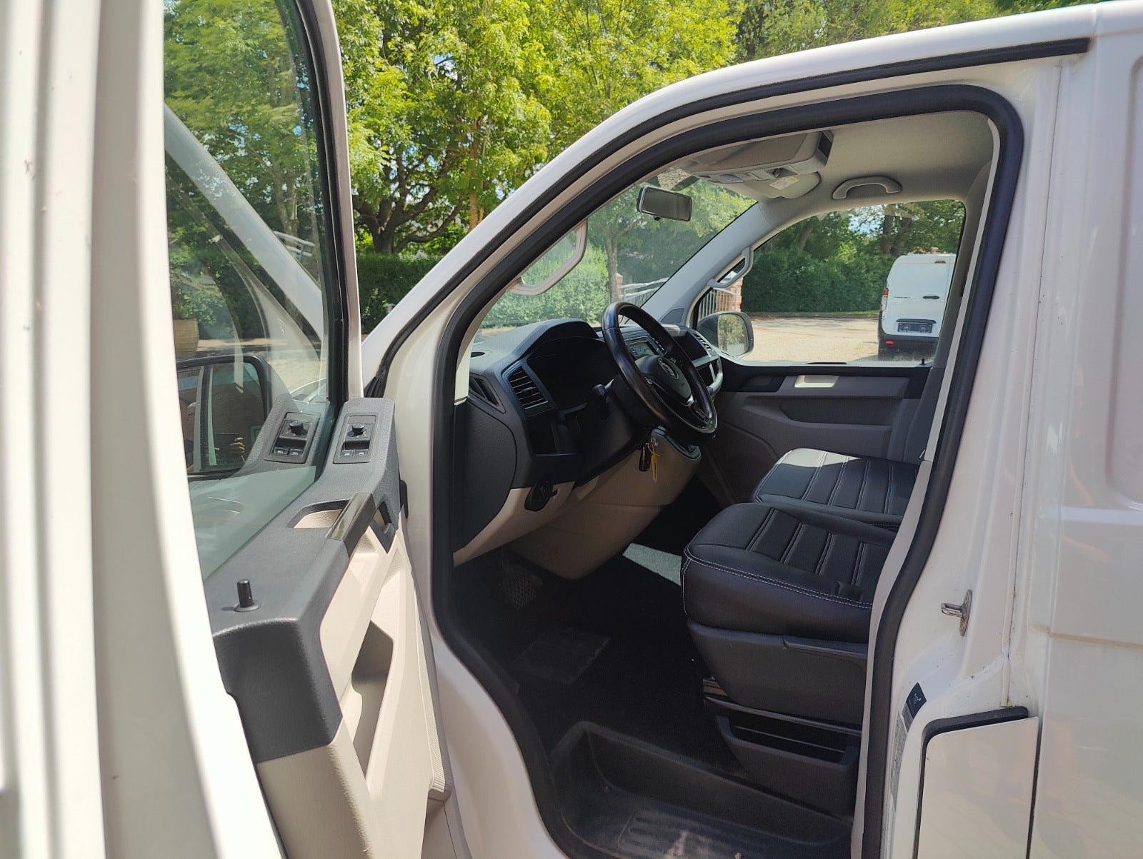 Volkswagen Transporter T30 2.0 TDI BMT Manuell, 6-trinn, 150hk, 2018