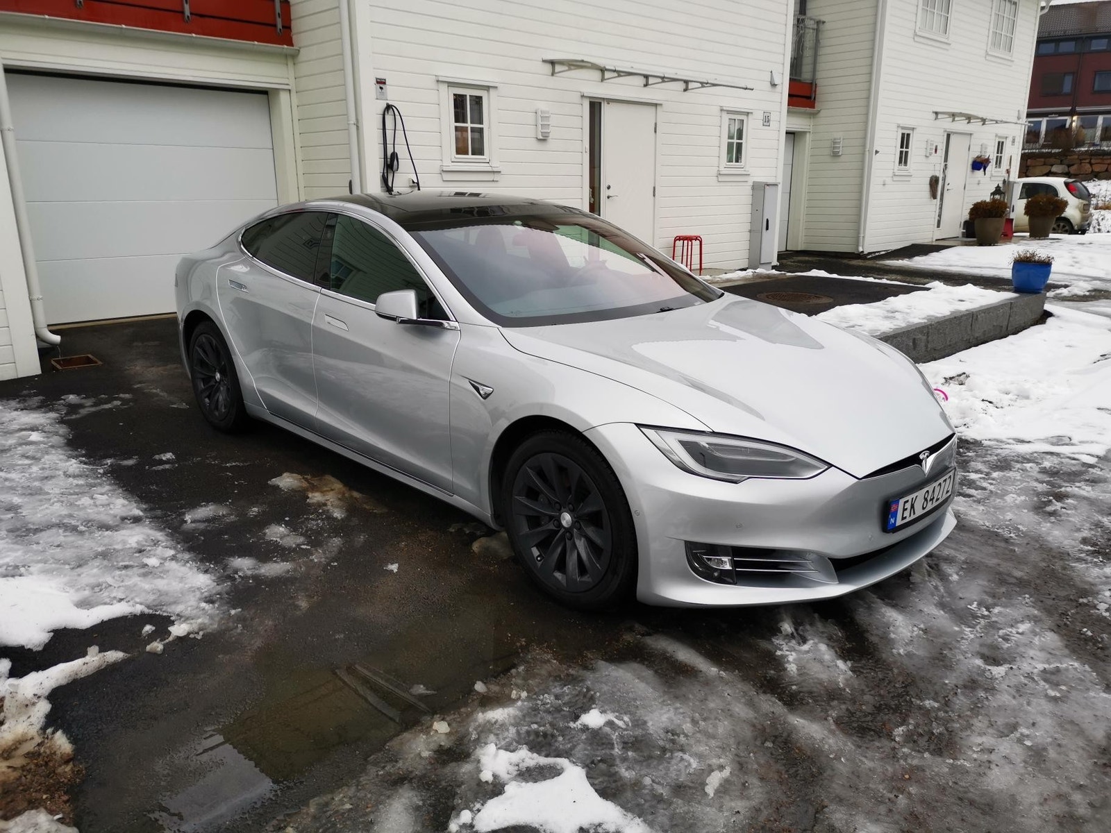 Tesla Model S 75D, 525ps, 2018