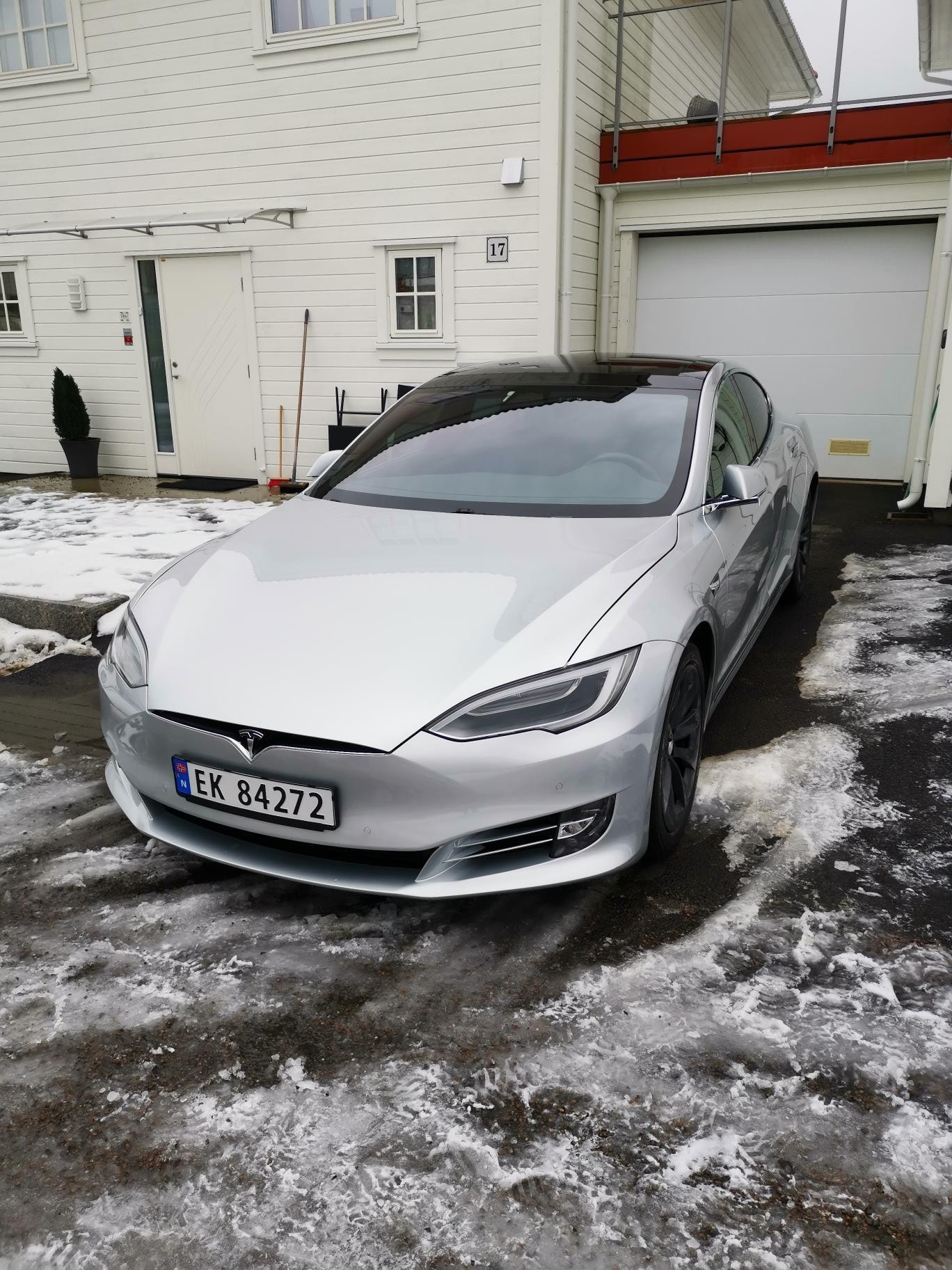 Tesla Model S 75D, 525ps, 2018