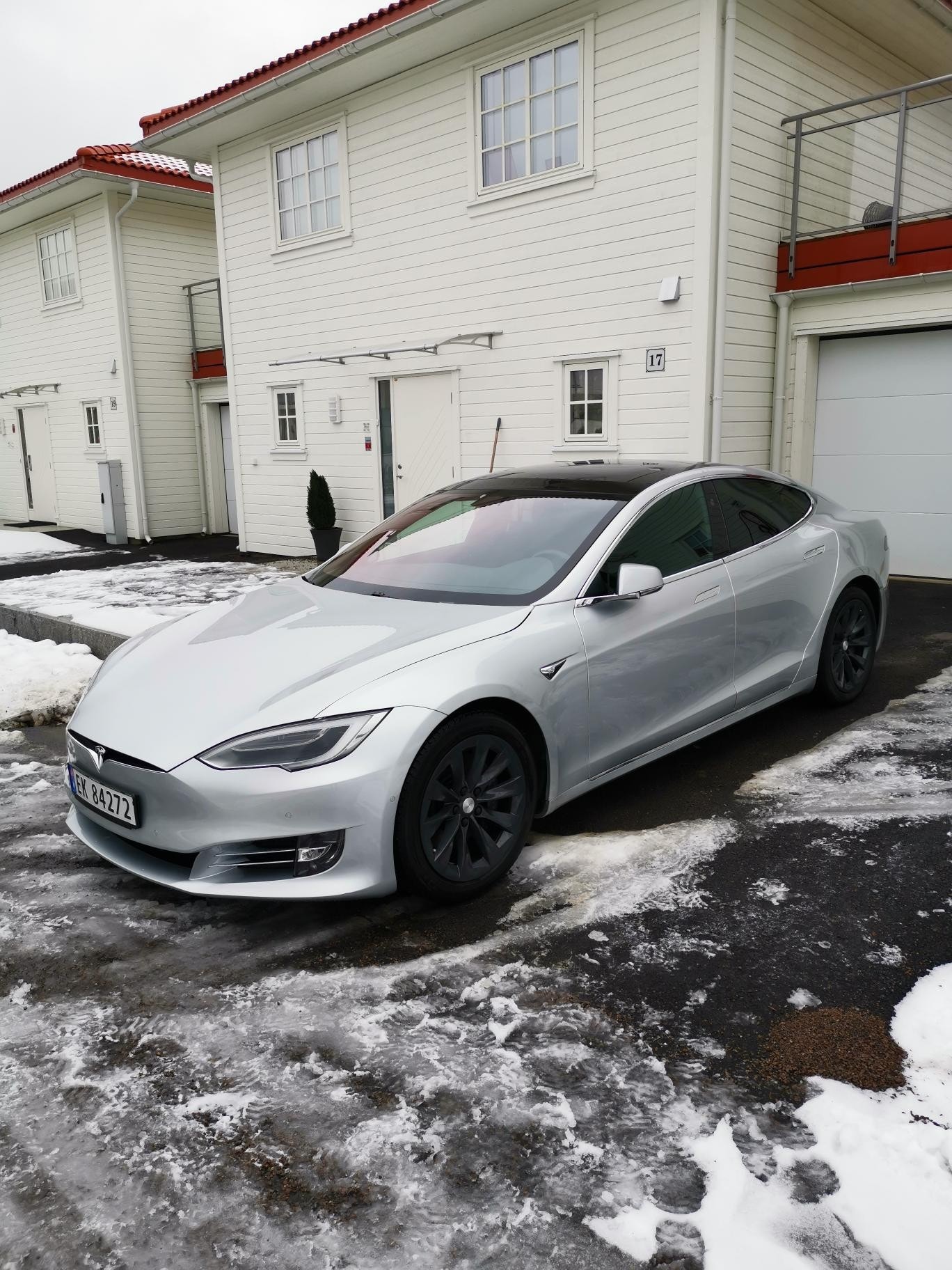 Tesla Model S 75D, 525ps, 2018