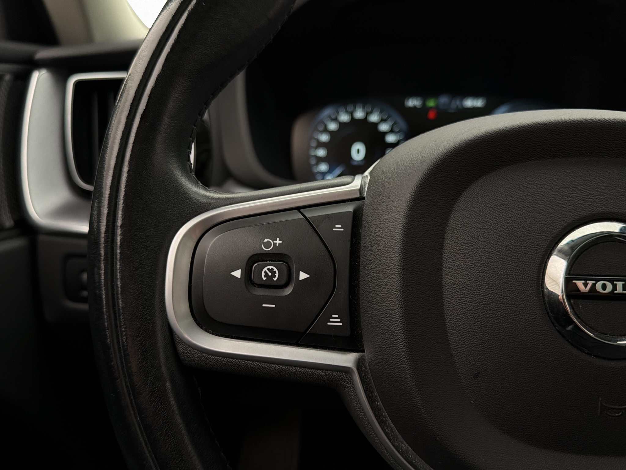 Volvo XC60 Recharge T6 AWD Geartronic, 341hp, 2021