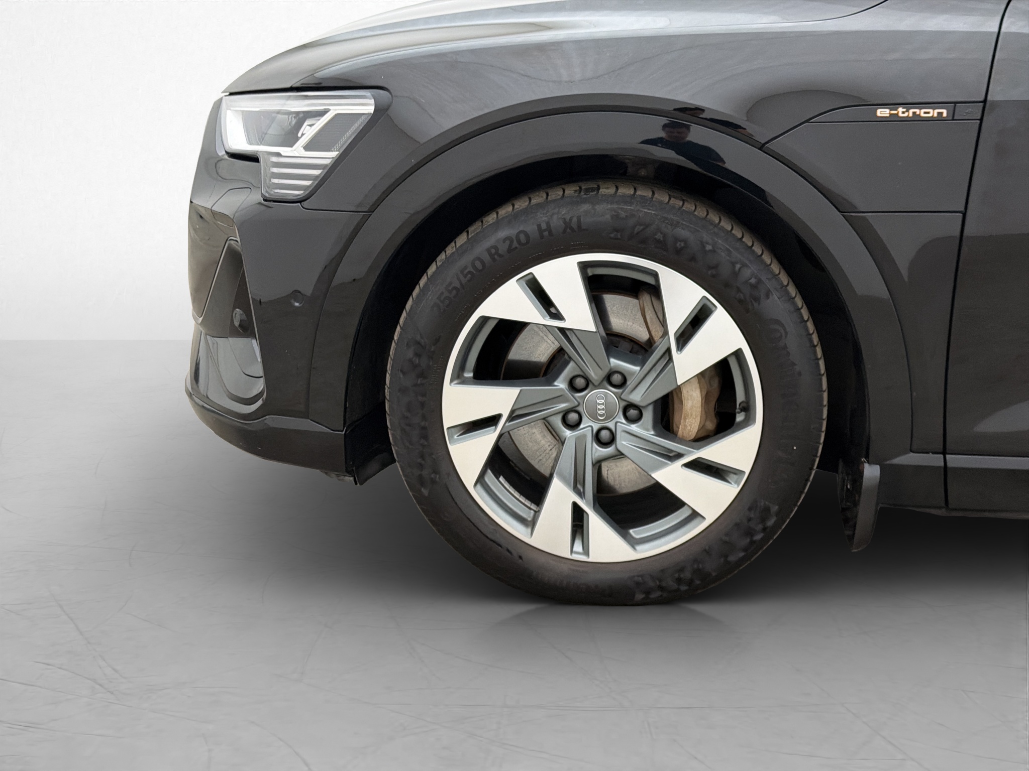 Audi e-tron 55 quattro, 408ps, 2020