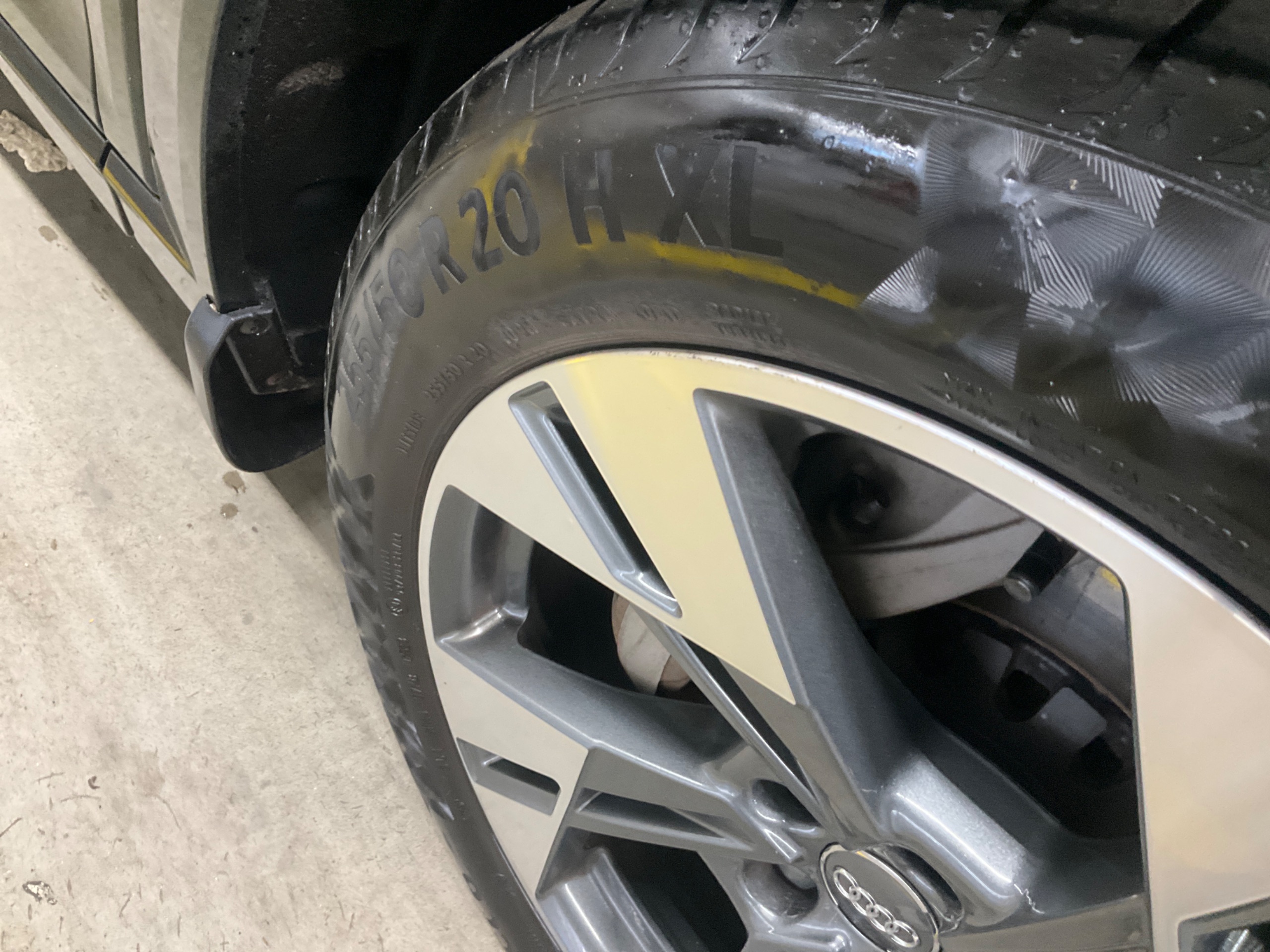 Audi e-tron 55 quattro, 408ps, 2020