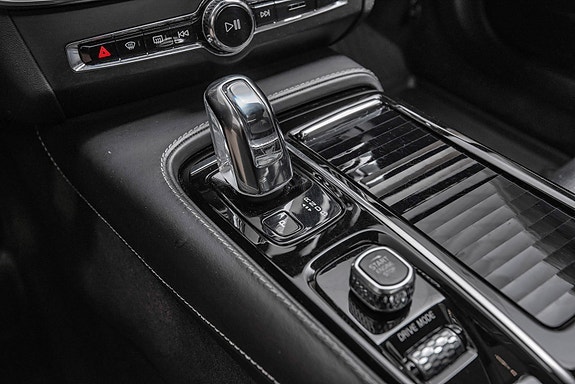 Volvo S90 T8 Twin Engine AWD Geartronic, 407hp, 2018
