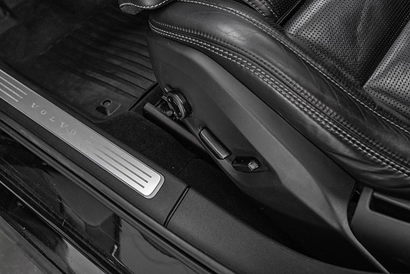 Volvo S90 T8 Twin Engine AWD Geartronic, 407hp, 2018