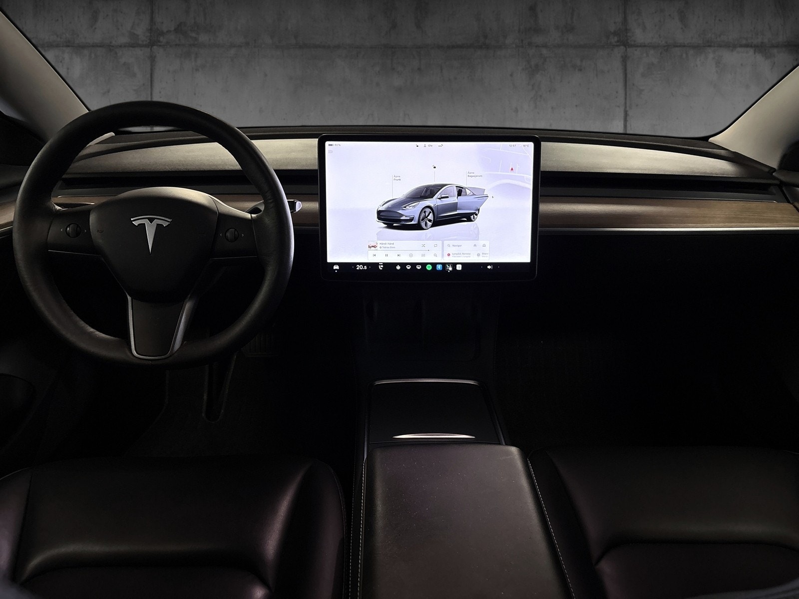 Tesla Model 3 Standard Range, 283hp, 2022