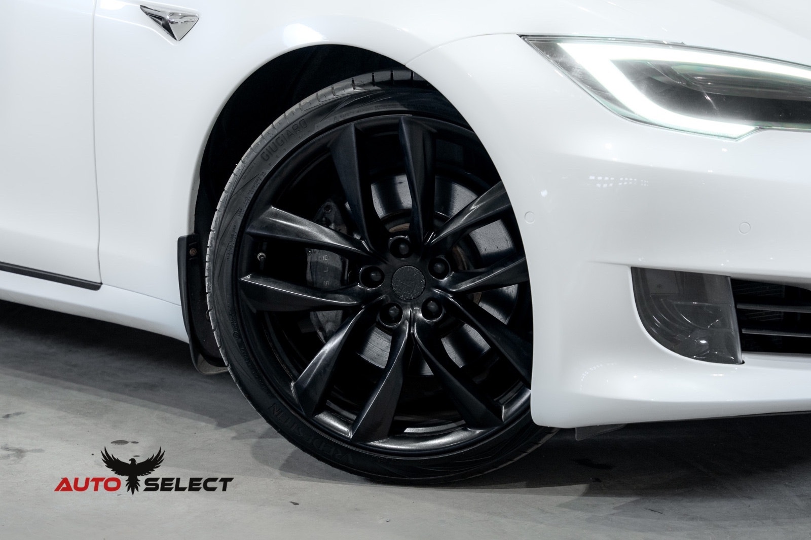 Tesla Model S 75, 320ps, 2017