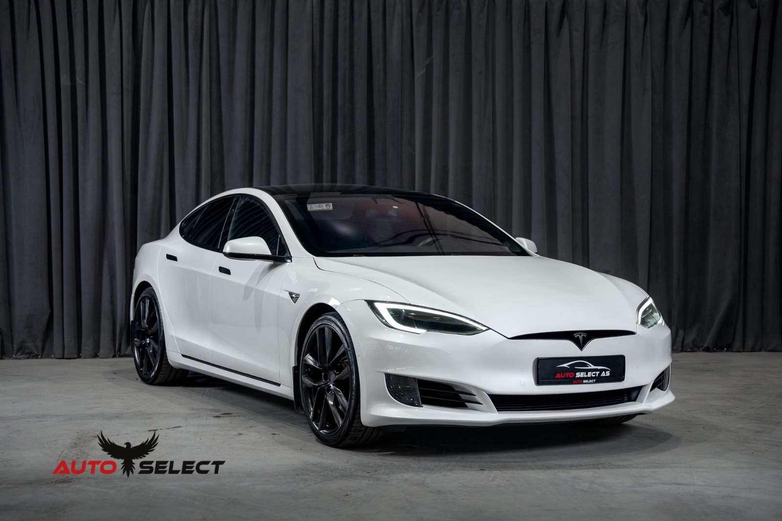 Tesla Model S 75, 320ps, 2017