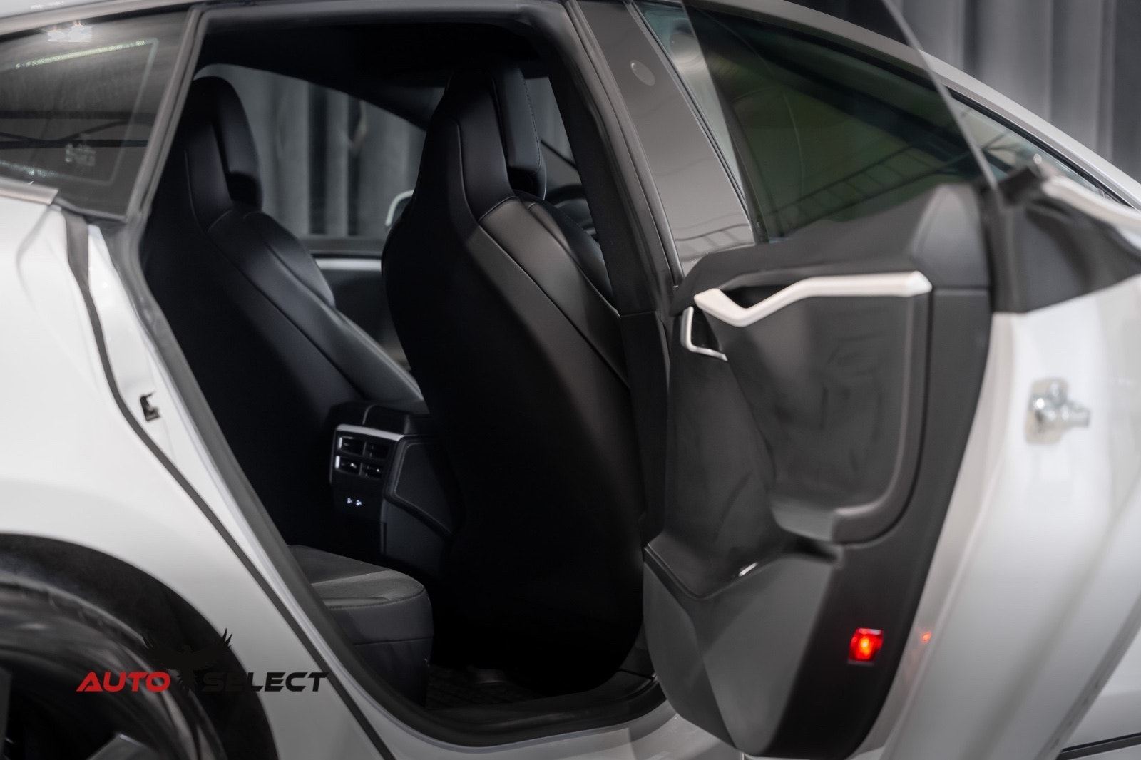 Tesla Model S 75, 320ps, 2017