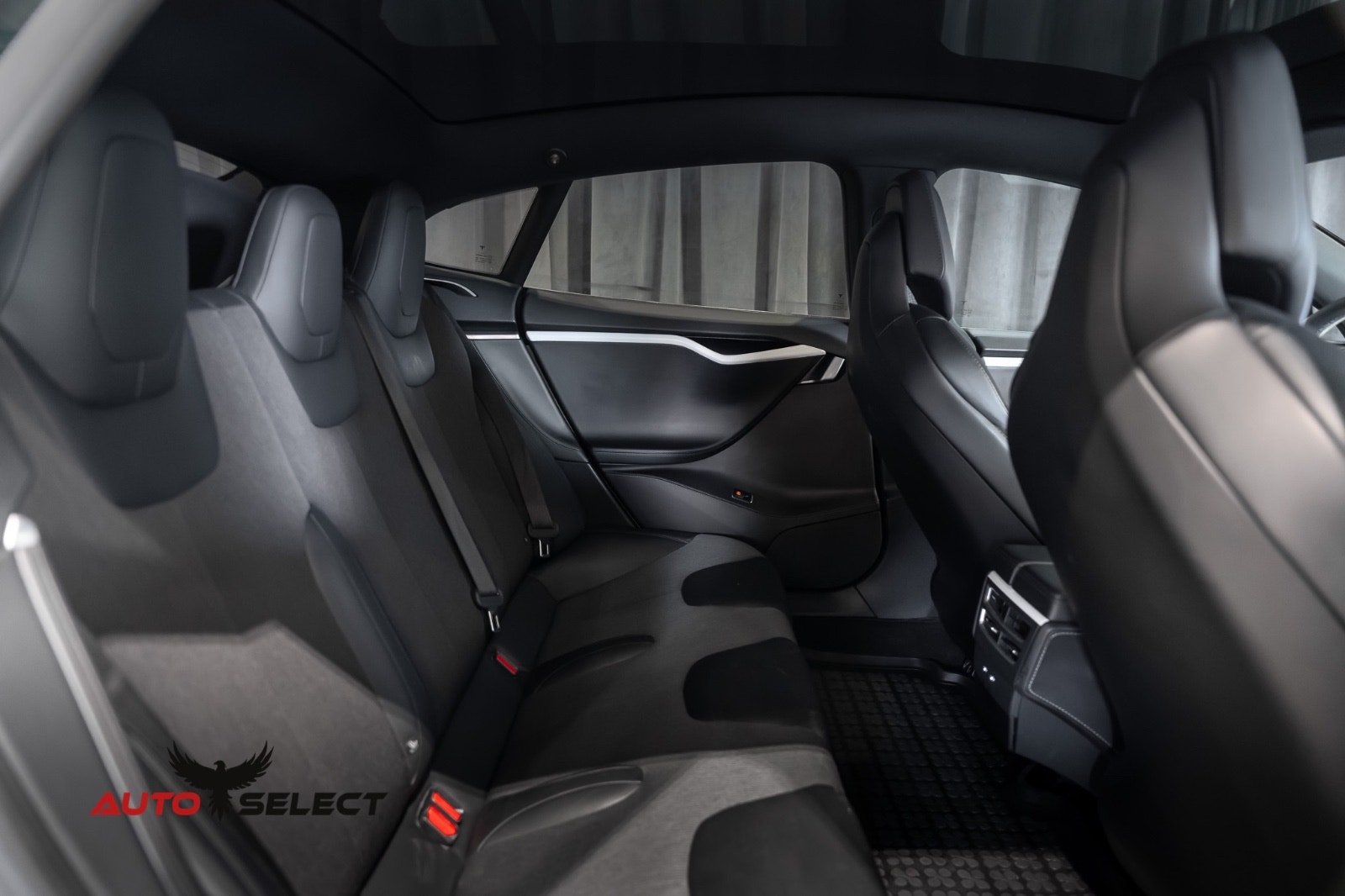 Tesla Model S 75, 320ps, 2017