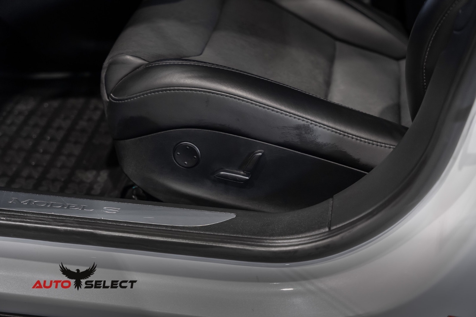 Tesla Model S 75, 320ps, 2017