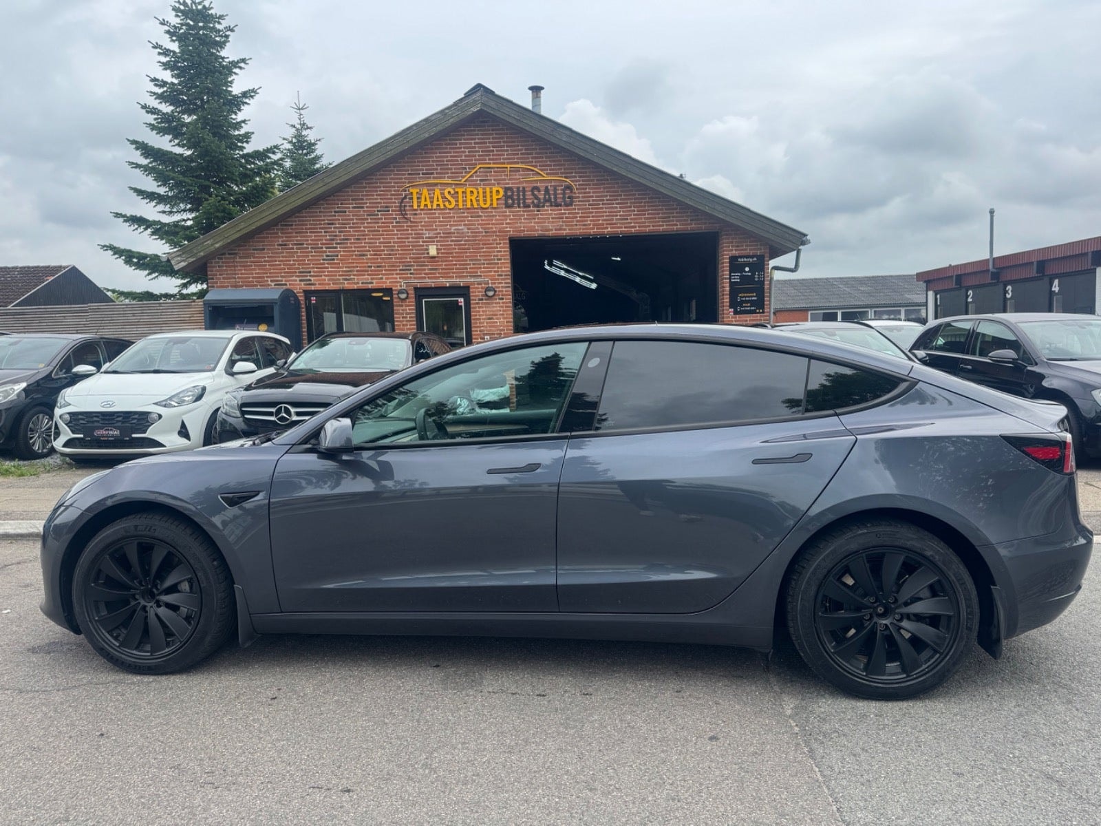 Tesla Model 3 Standard Range, 283hk, 2022