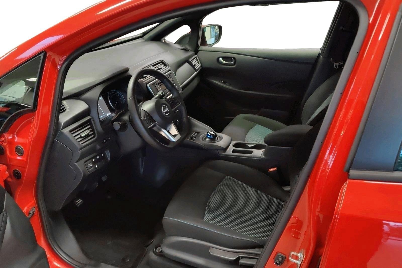 Nissan Leaf, 150hp, 2023