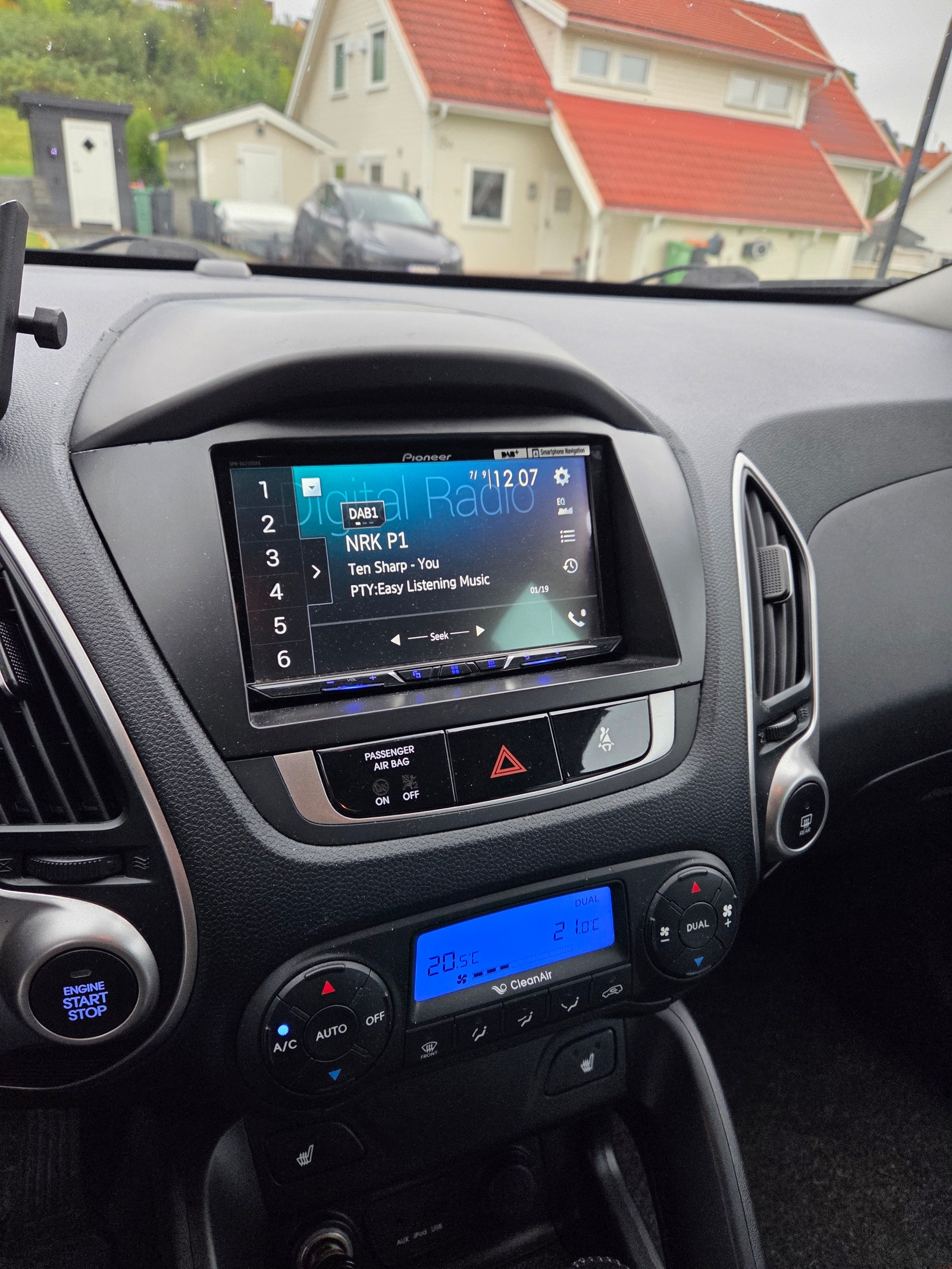 Hyundai ix35 2.0 CRDi 4WD Automatic, 6-trins, 184ps, 2011