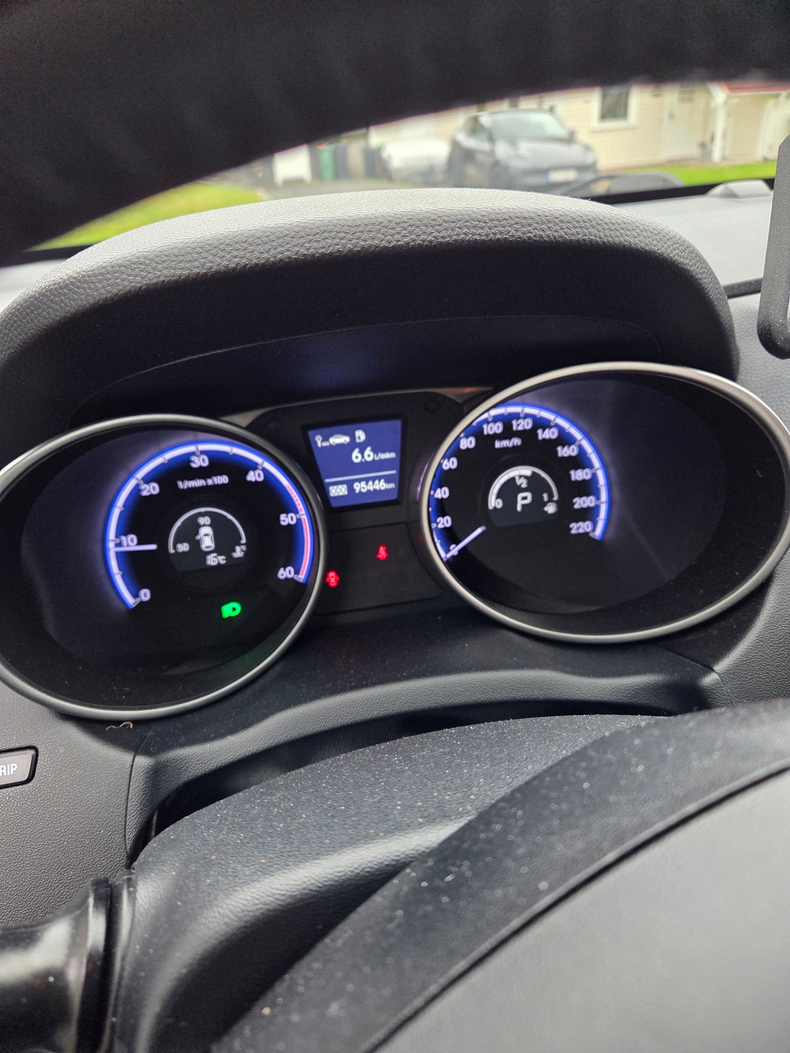 Hyundai ix35 2.0 CRDi 4WD Automatic, 6-trins, 184ps, 2011
