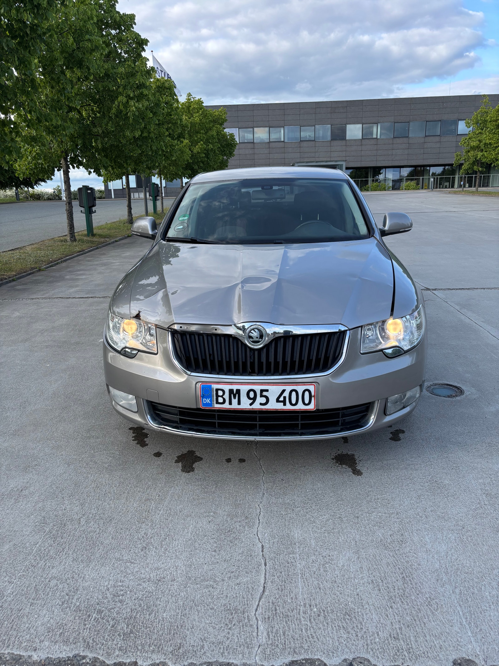 Škoda Superb 2.0 TDI Manual, 6-trins, 140ps, 2011
