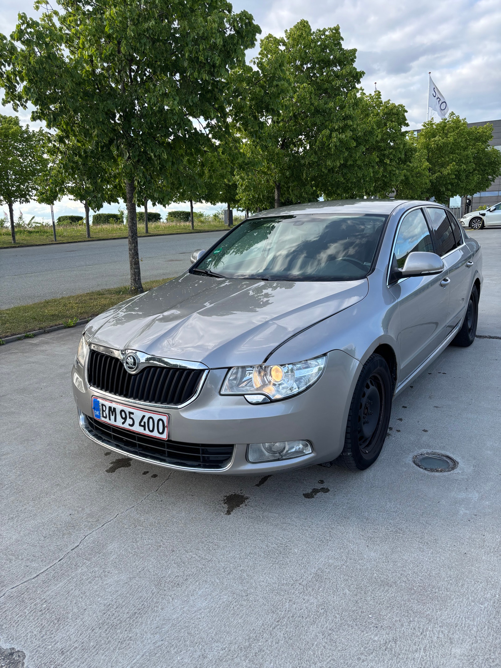 Škoda Superb 2.0 TDI Manual, 6-trins, 140ps, 2011