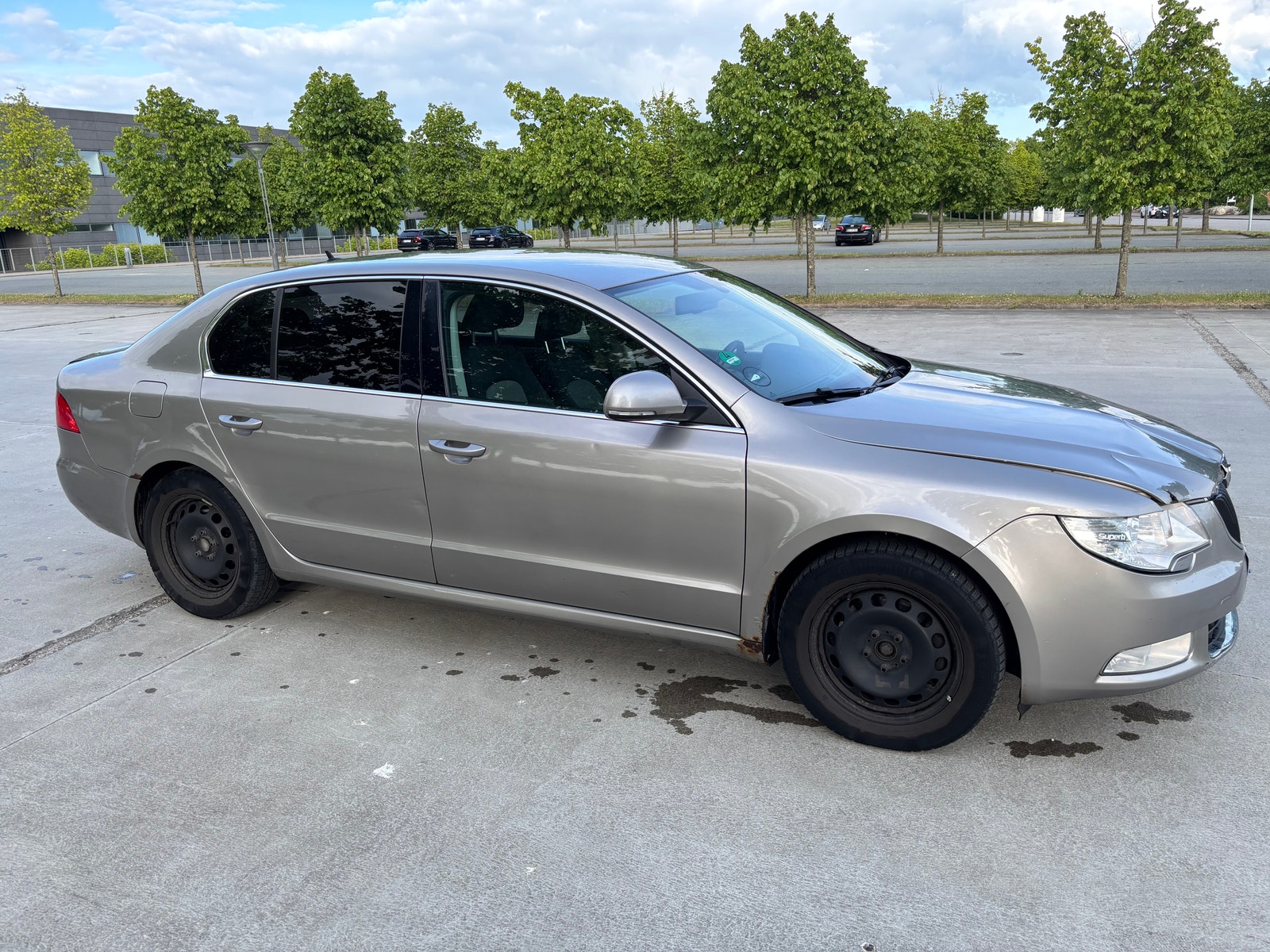 Škoda Superb 2.0 TDI Manual, 6-trins, 140ps, 2011