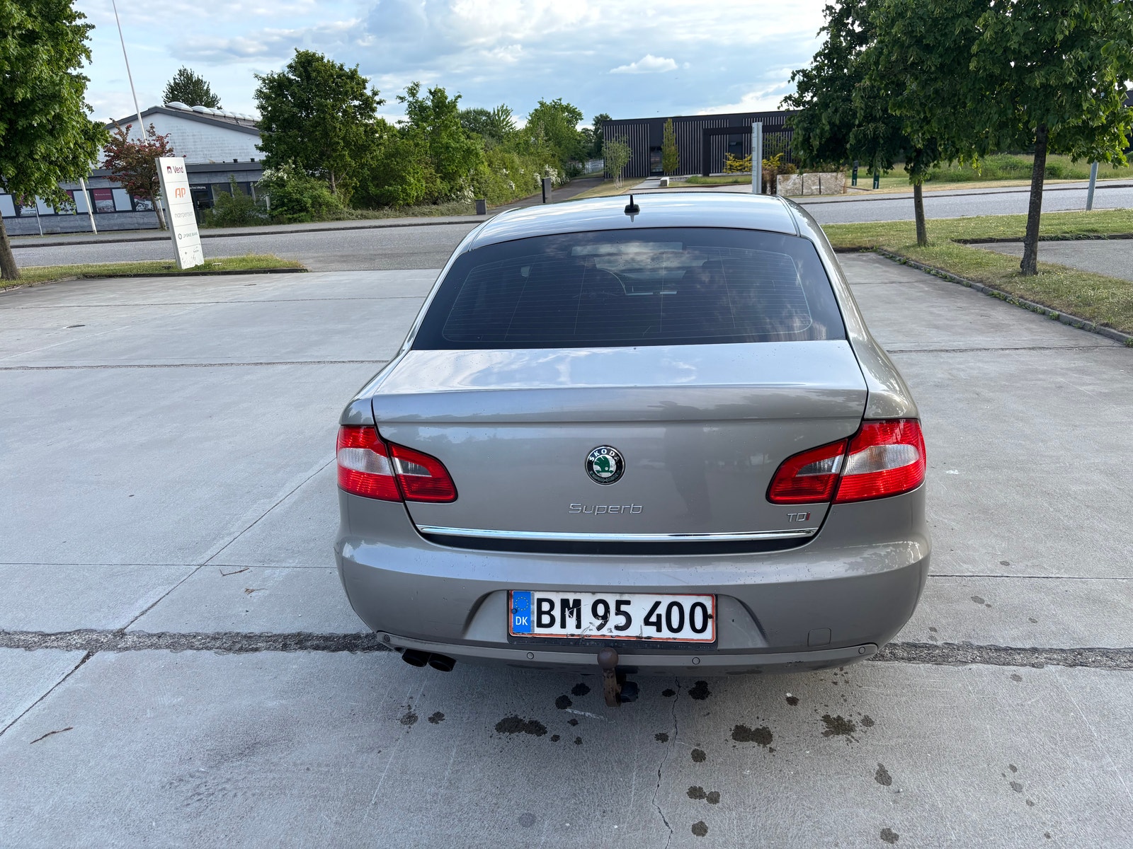 Škoda Superb 2.0 TDI Manual, 6-trins, 140ps, 2011