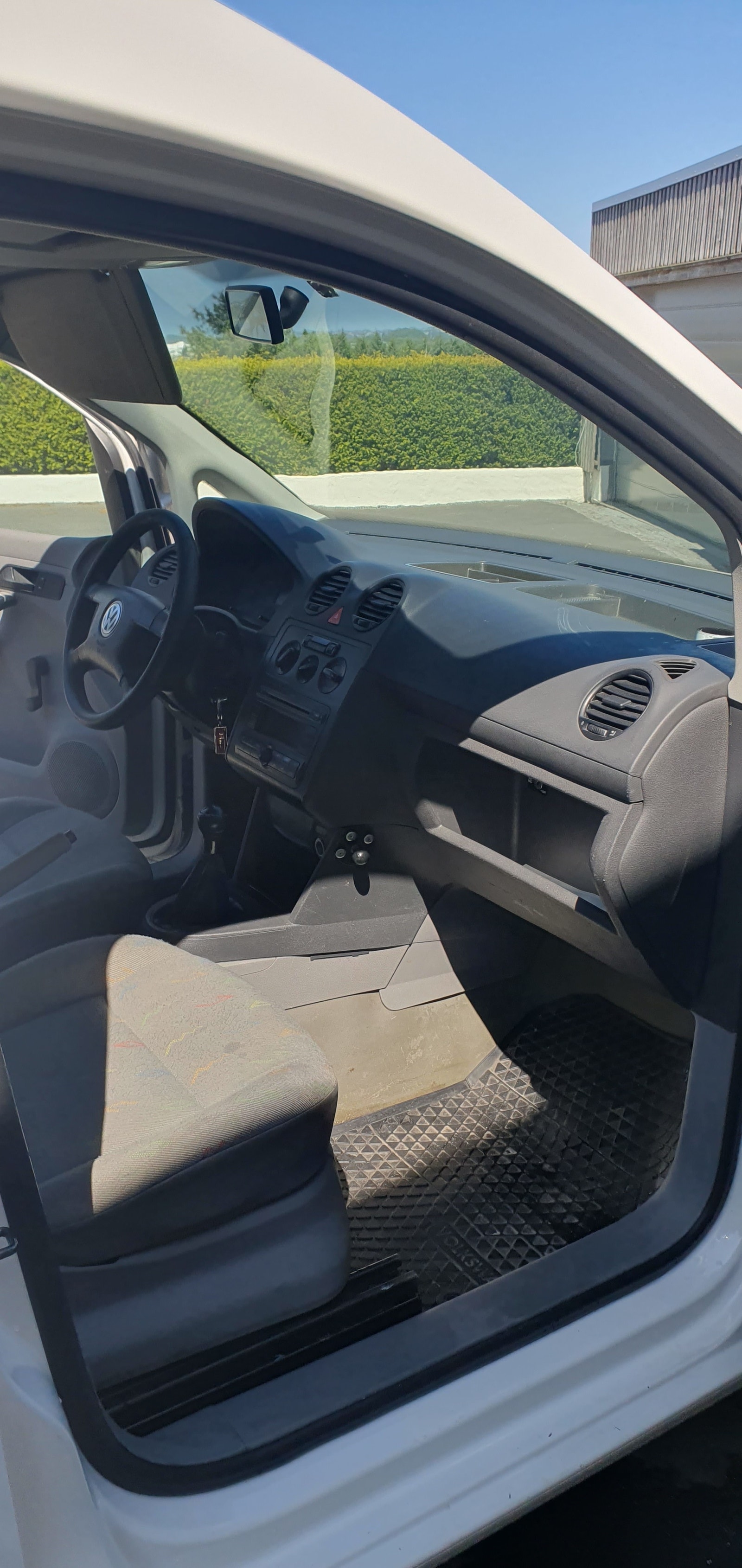 Volkswagen Caddy Panel Van 2.0 SDI Manual, 5-trins, 69ps, 2004