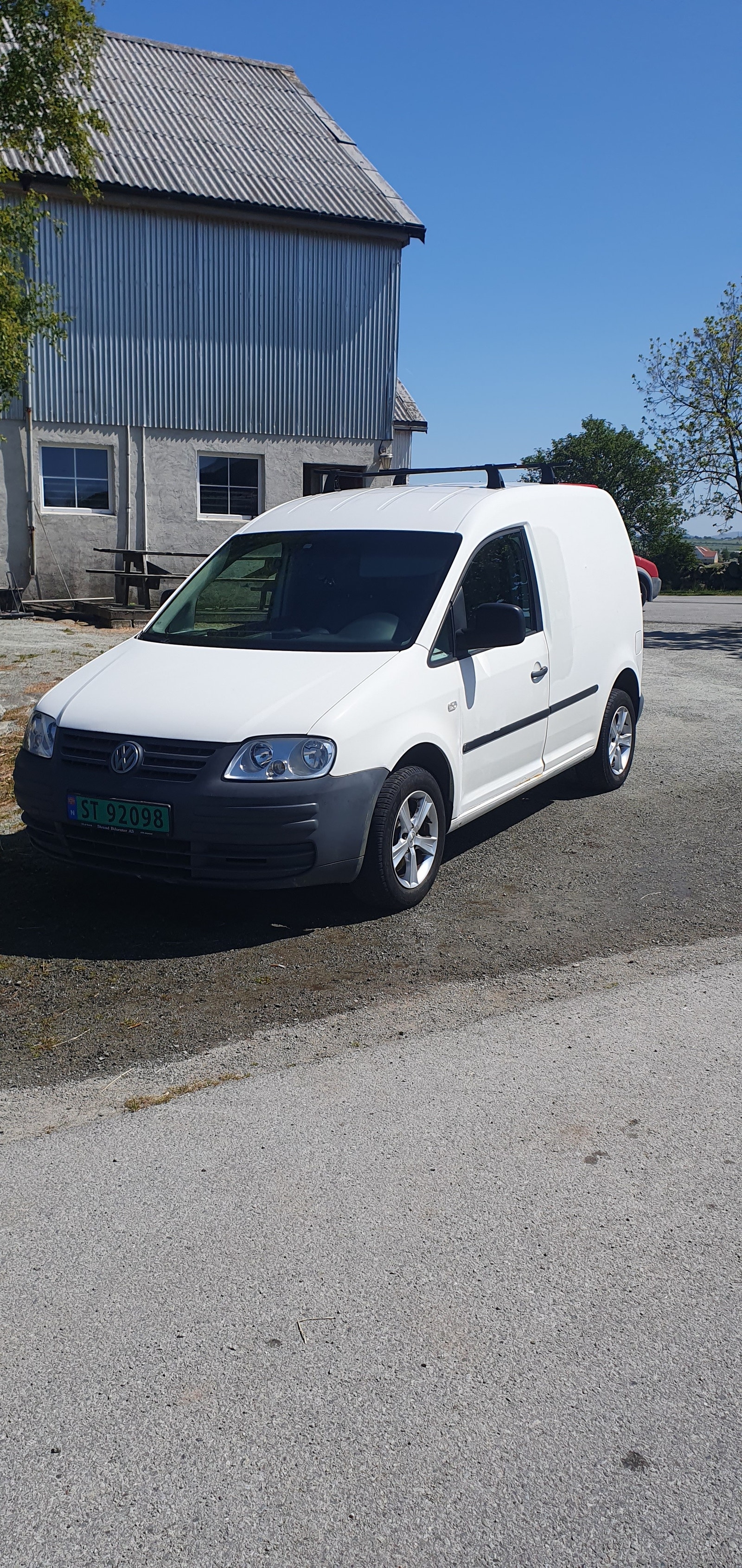 Volkswagen Caddy Panel Van 2.0 SDI Manual, 5-trins, 69ps, 2004