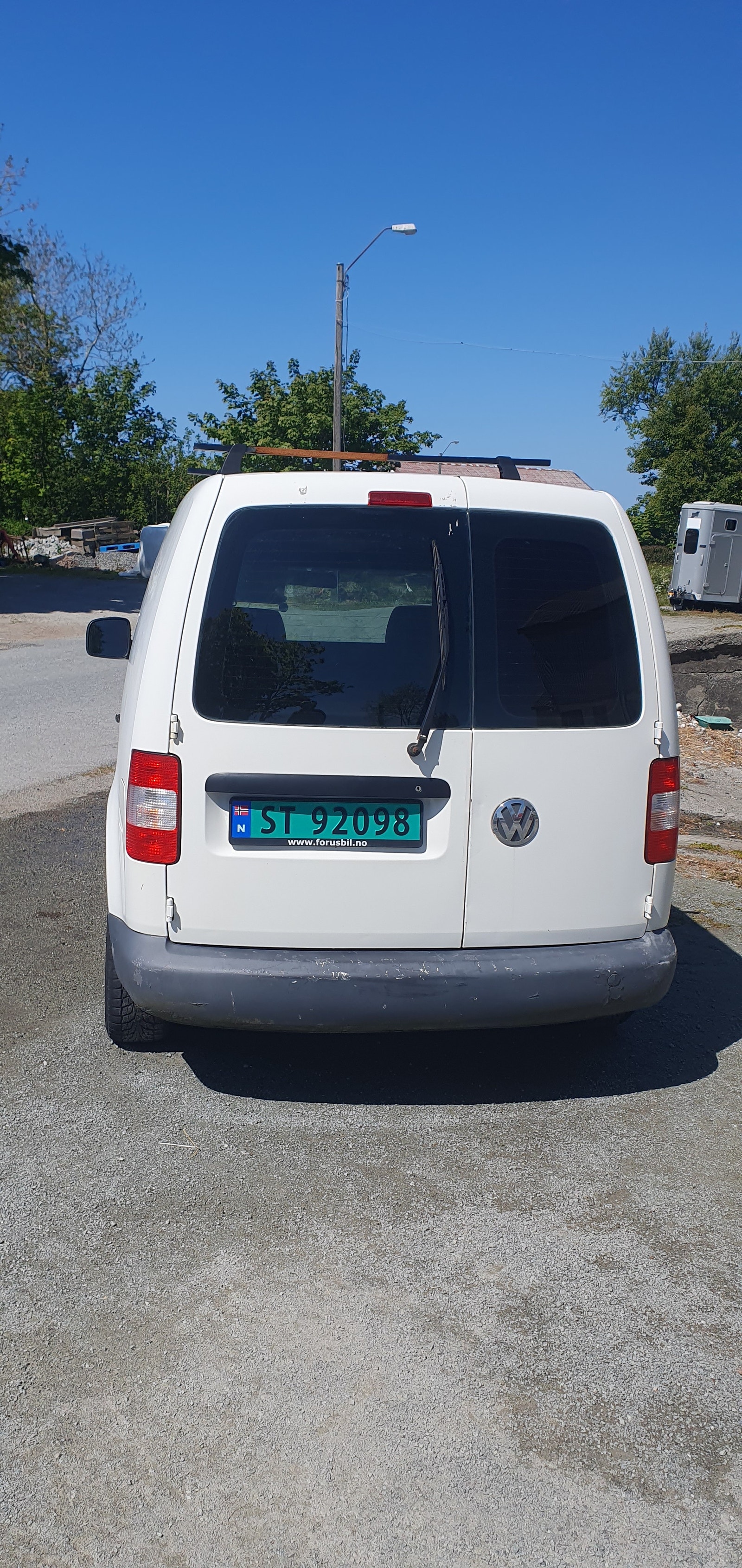 Volkswagen Caddy Panel Van 2.0 SDI Manual, 5-trins, 69ps, 2004