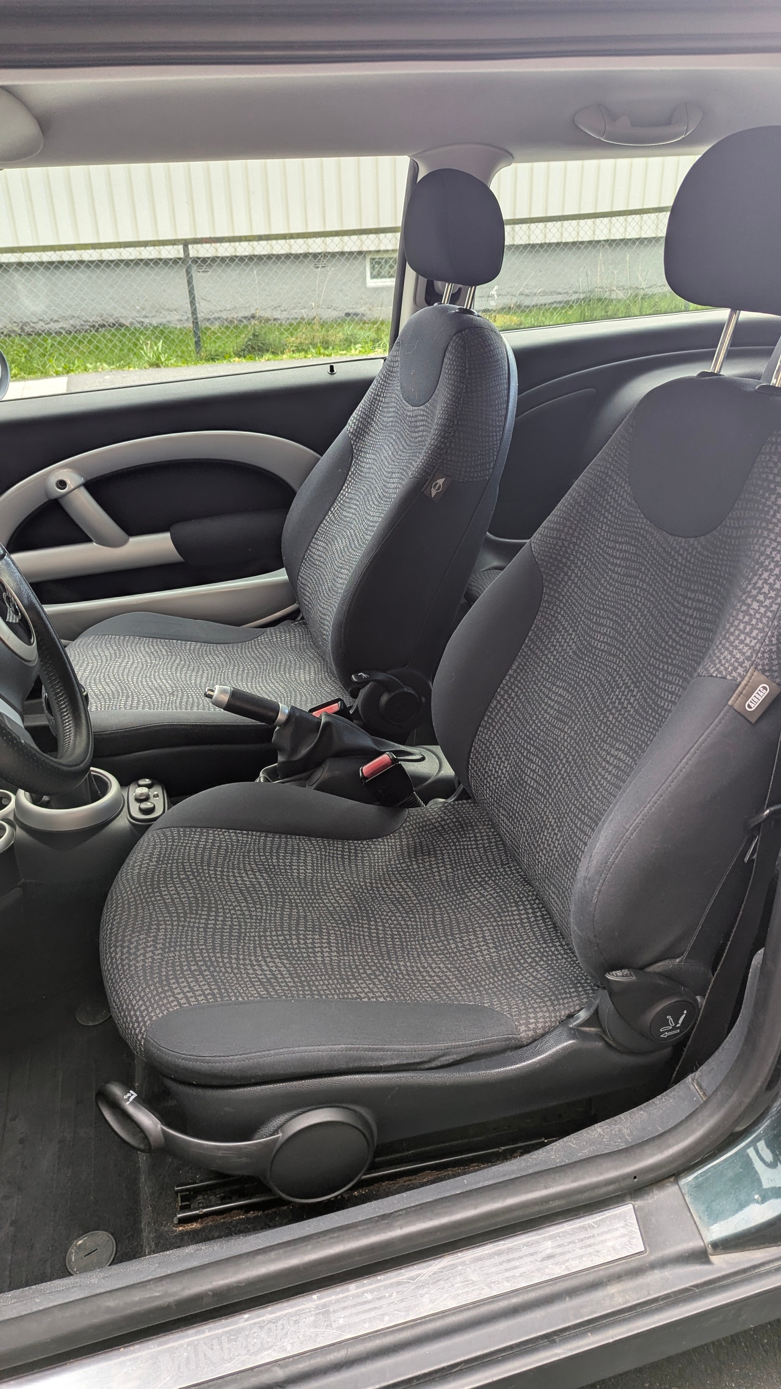 MINI Cooper Manual, 116hp, 2004