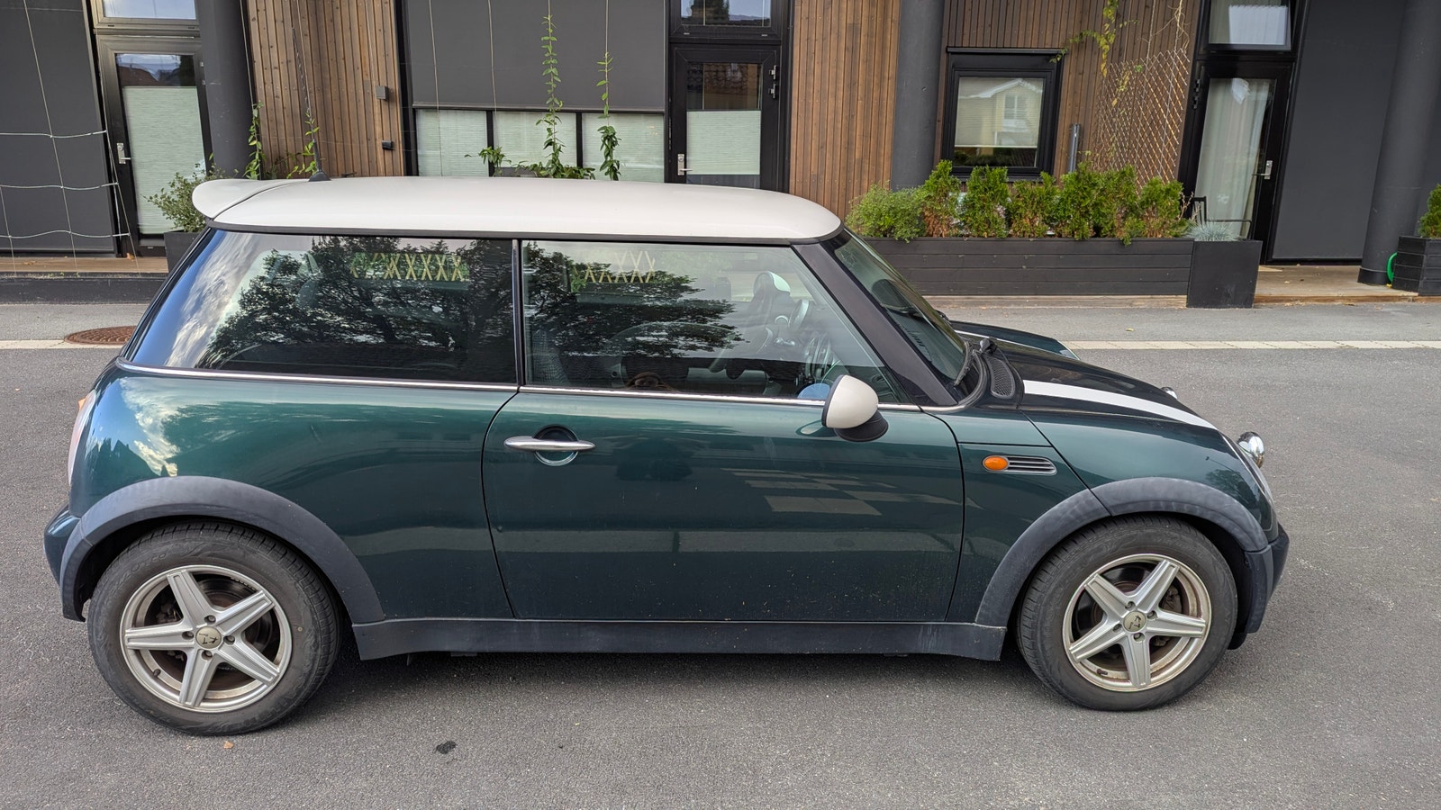 MINI Cooper Manual, 116hp, 2004