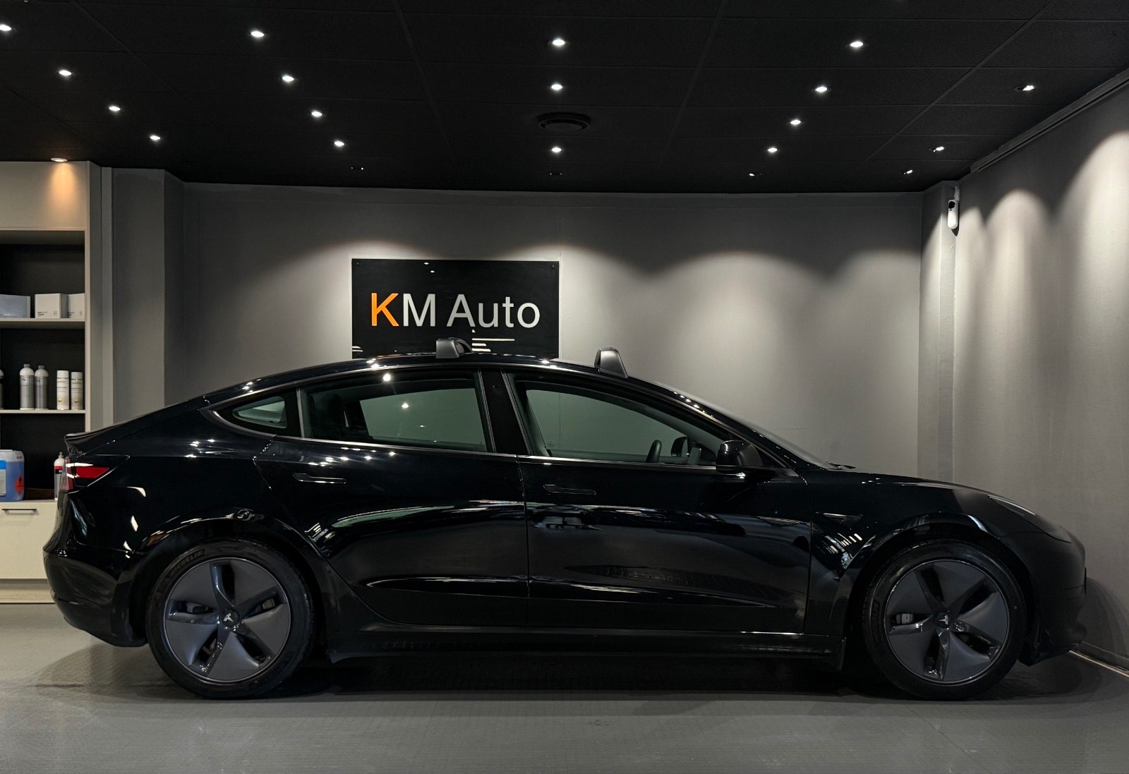 Tesla Model 3 Standard Range Plus, 325ps, 2021