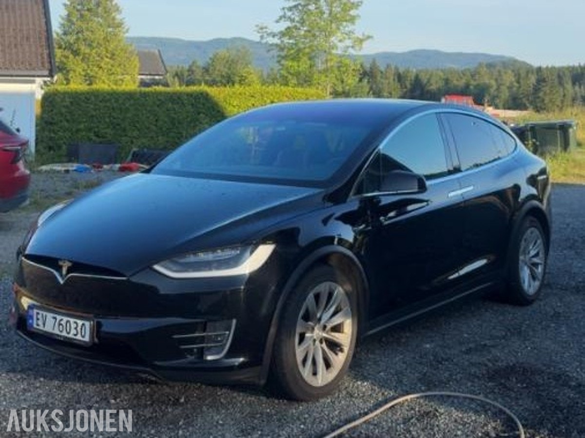 Tesla Model X 75D, 525hp, 2019