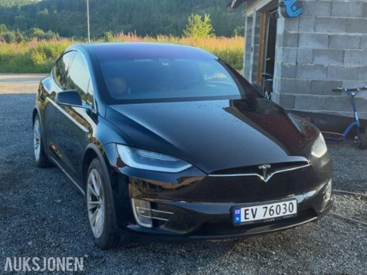 Tesla Model X 75D, 525hp, 2019