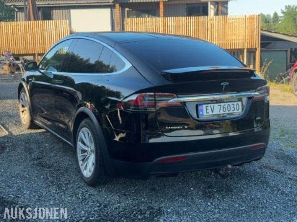Tesla Model X 75D, 525hp, 2019