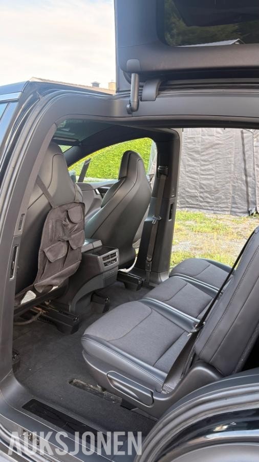 Tesla Model X 75D, 525hp, 2019