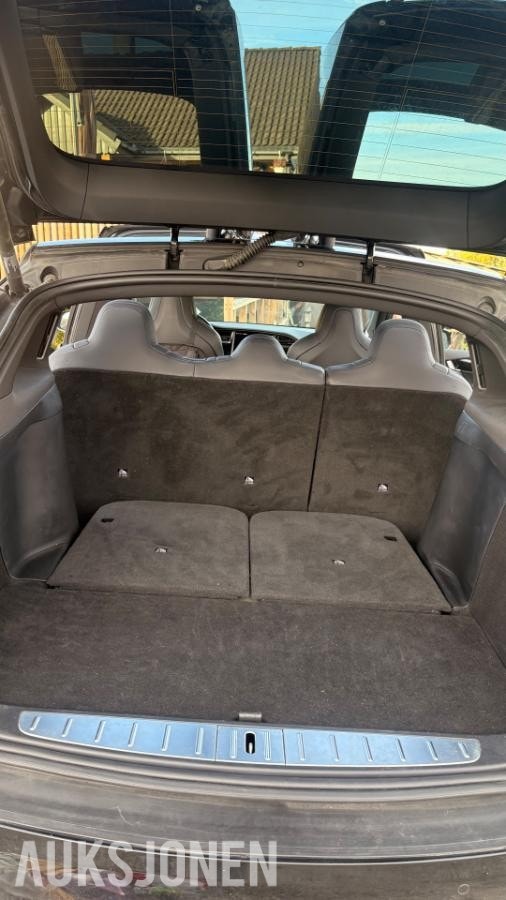 Tesla Model X 75D, 525hp, 2019