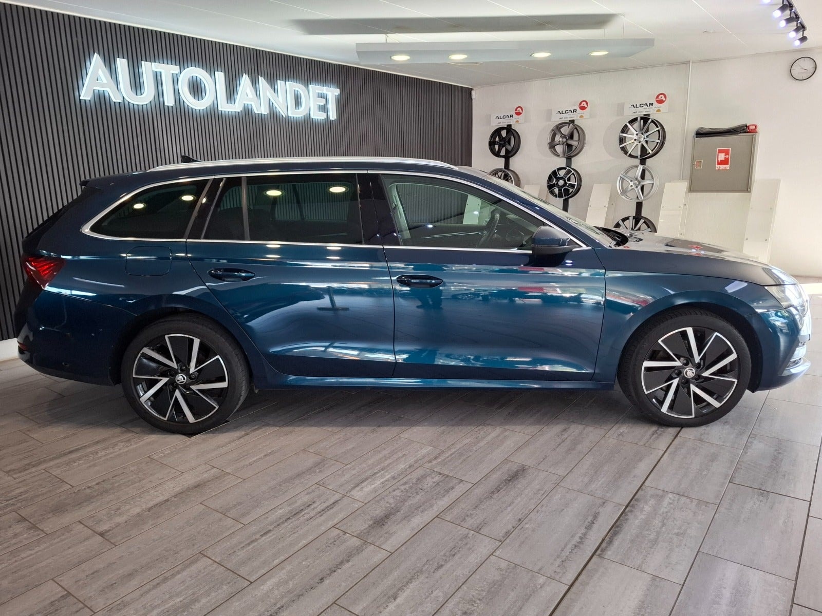 Škoda Octavia Combi iV DSG Sequential, 6-trins, 204ps, 2021